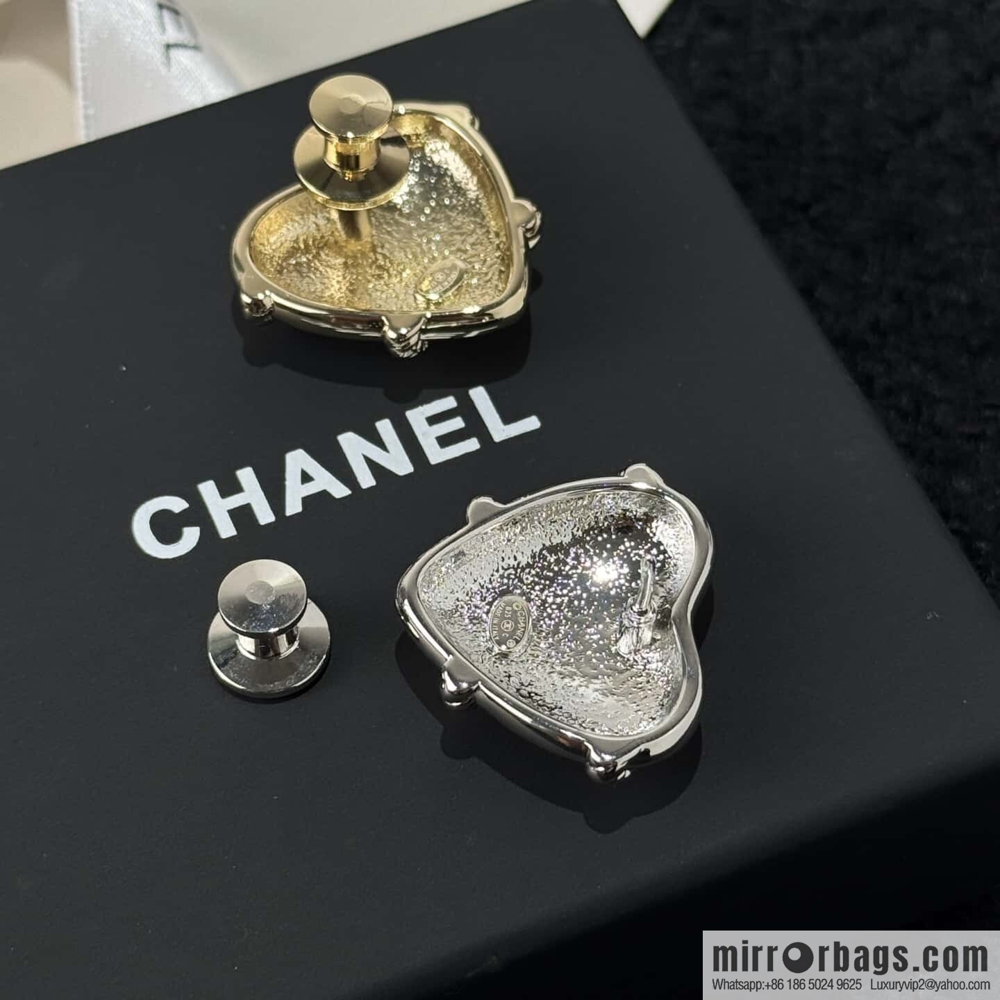 ❗️New ❗️ ☀️ new ☑️ Chanel double c peach heart love ❤️ brooch ☀️