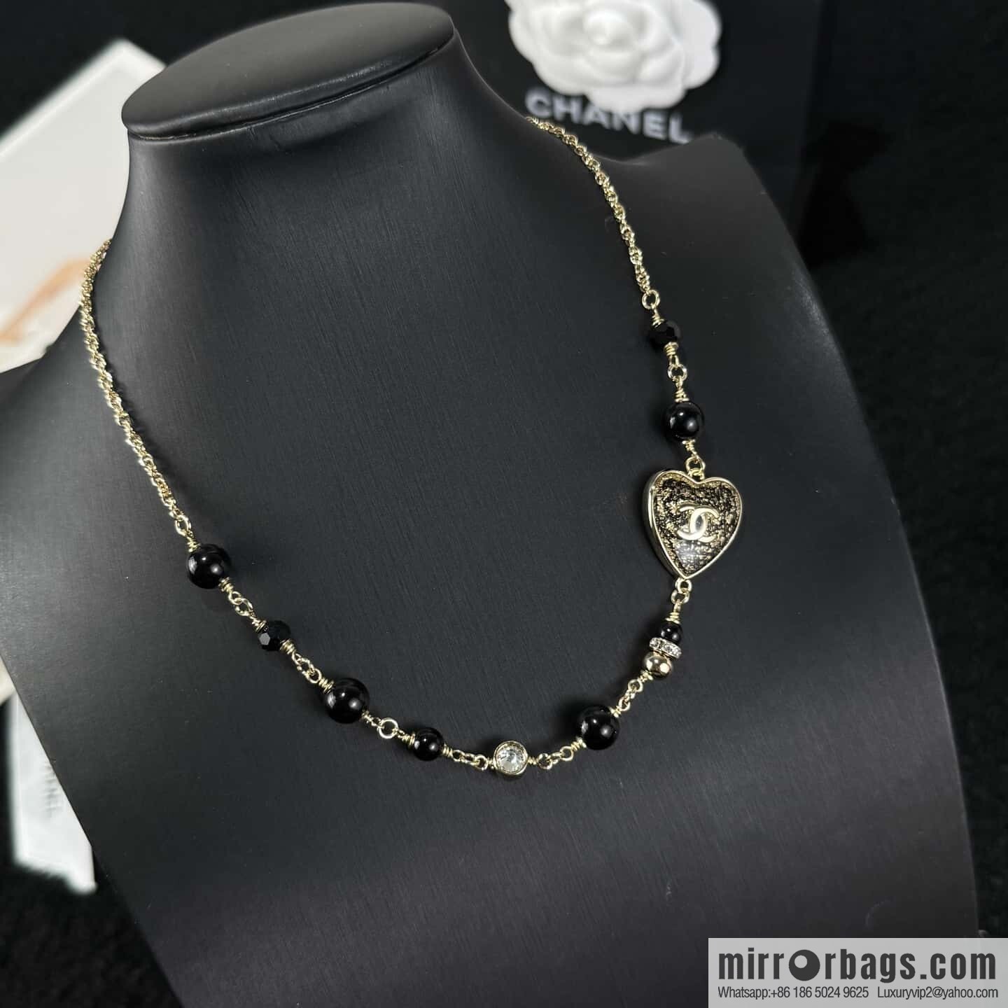 ❗️New ❗️☀️ new ☑️ Chanel double c peach heart love necklace ☀️