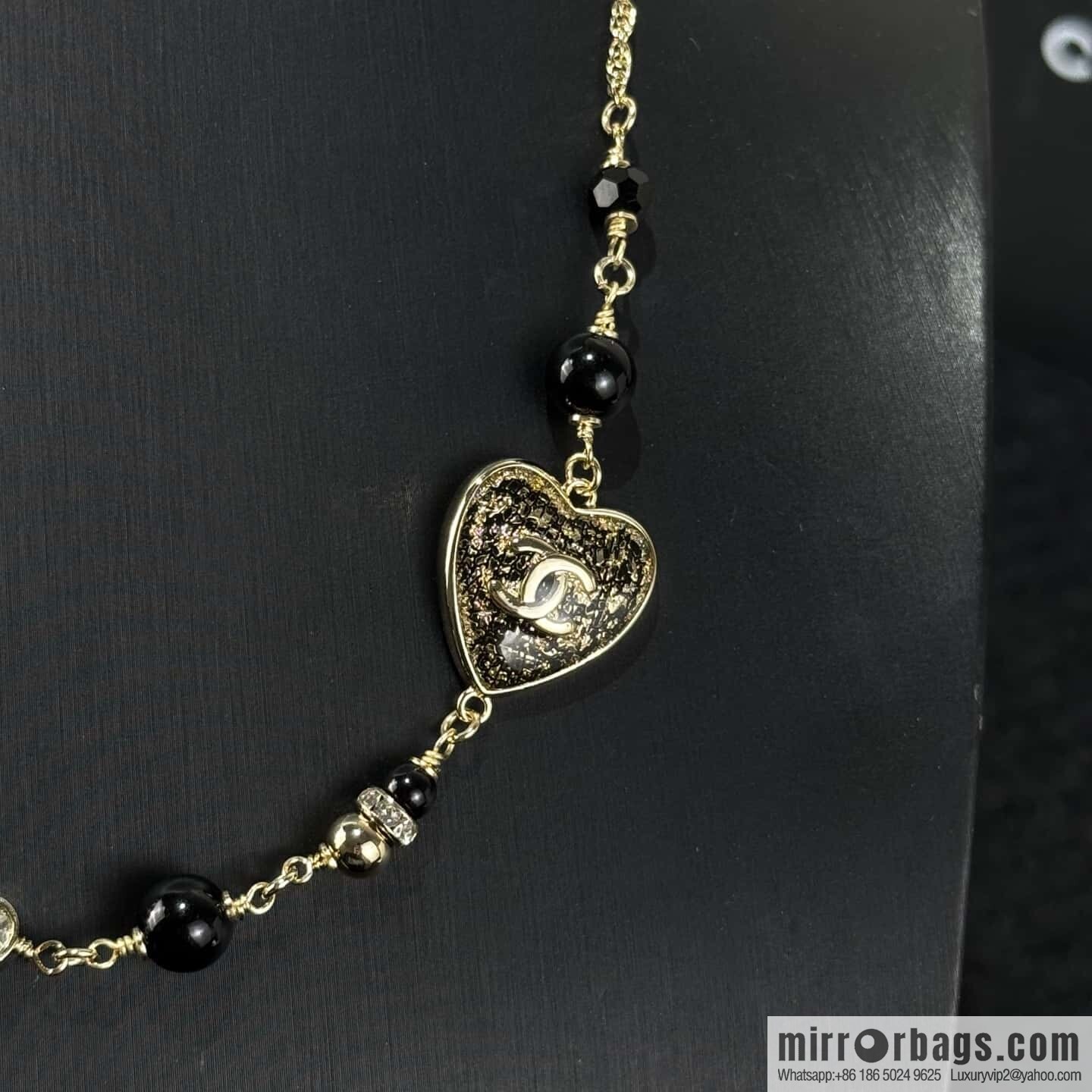 ❗️New ❗️☀️ new ☑️ Chanel double c peach heart love necklace ☀️