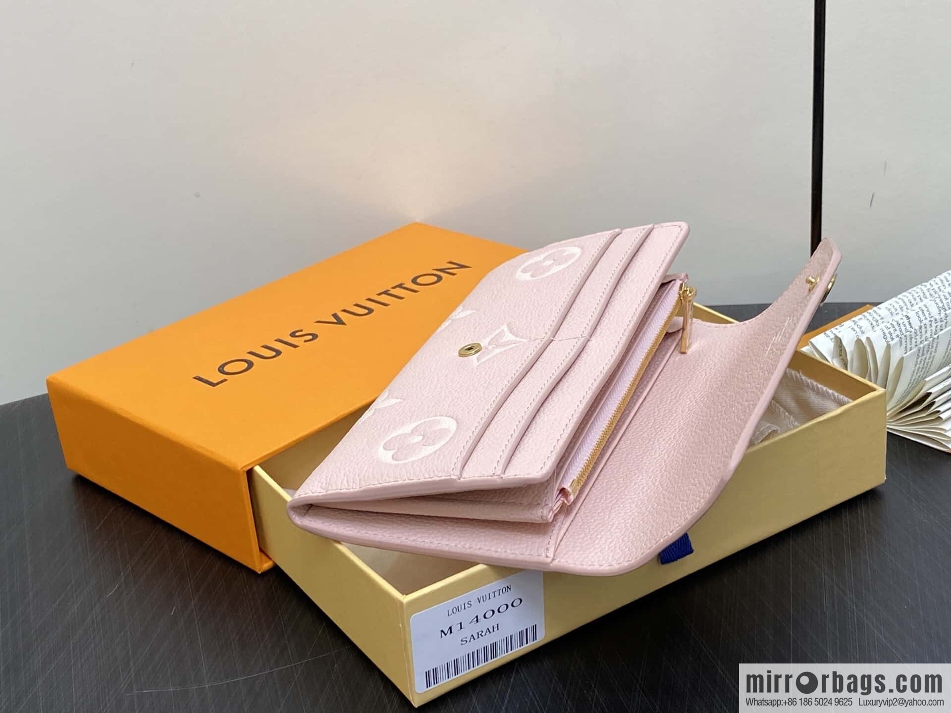[Original order boutique] M14000 pink silk screen print, full leather flip wallet, this Sarah wallet.