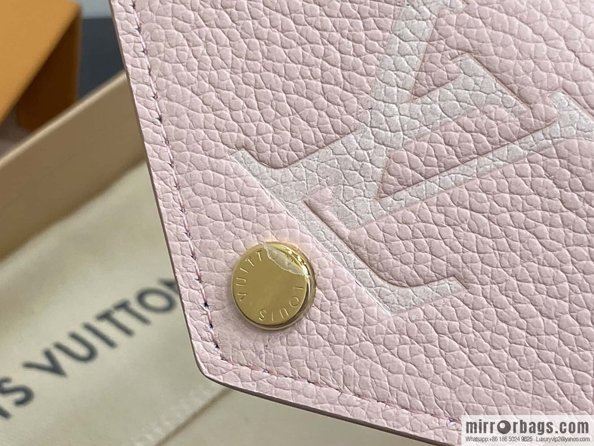 [Original order boutique] M14220 pink silk screen, full leather three-fold wallet VICTORINE wallet