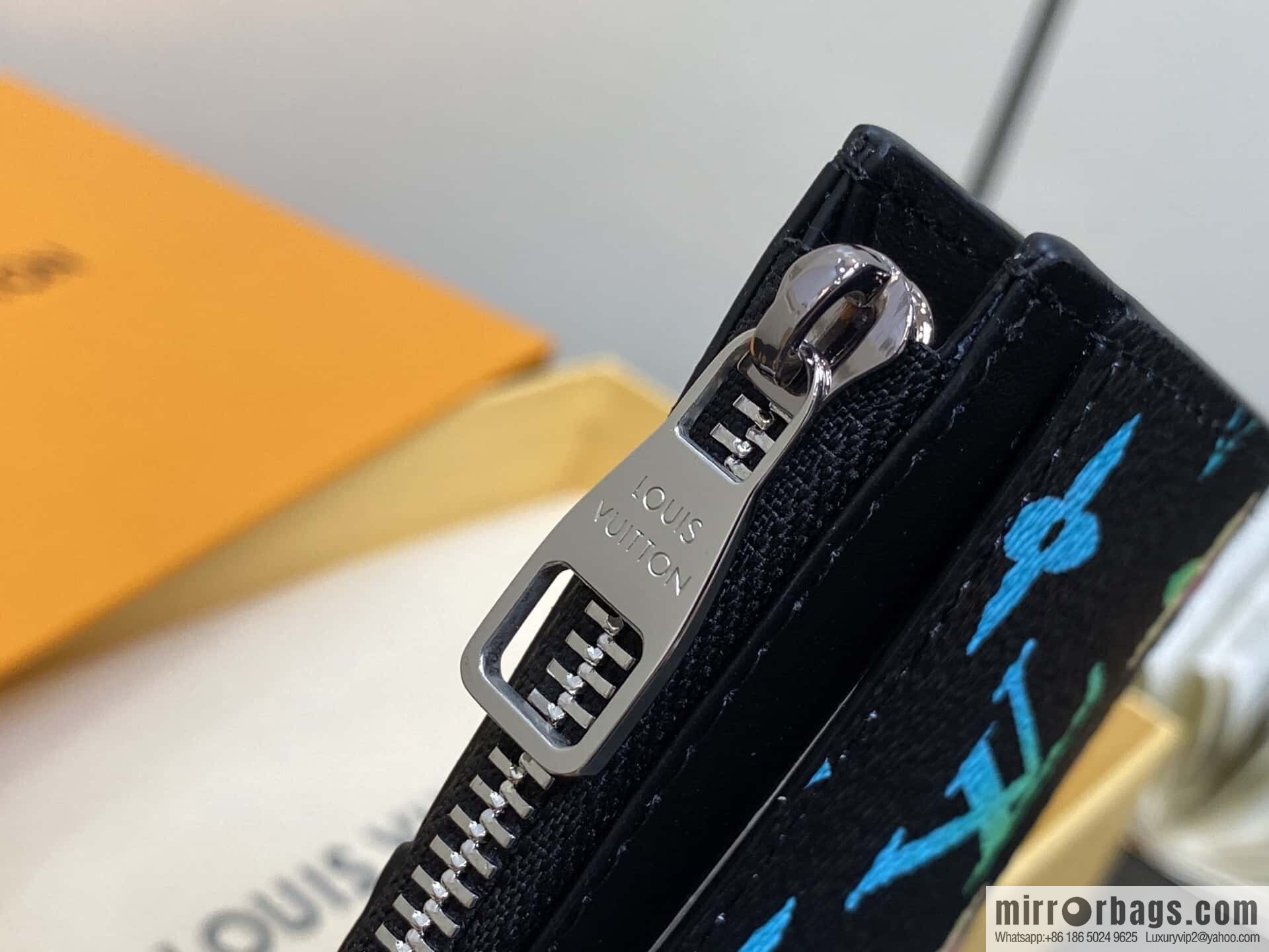 [Original order boutique] M14261 black gradual change card bag card clip, new Coin zipper card clip