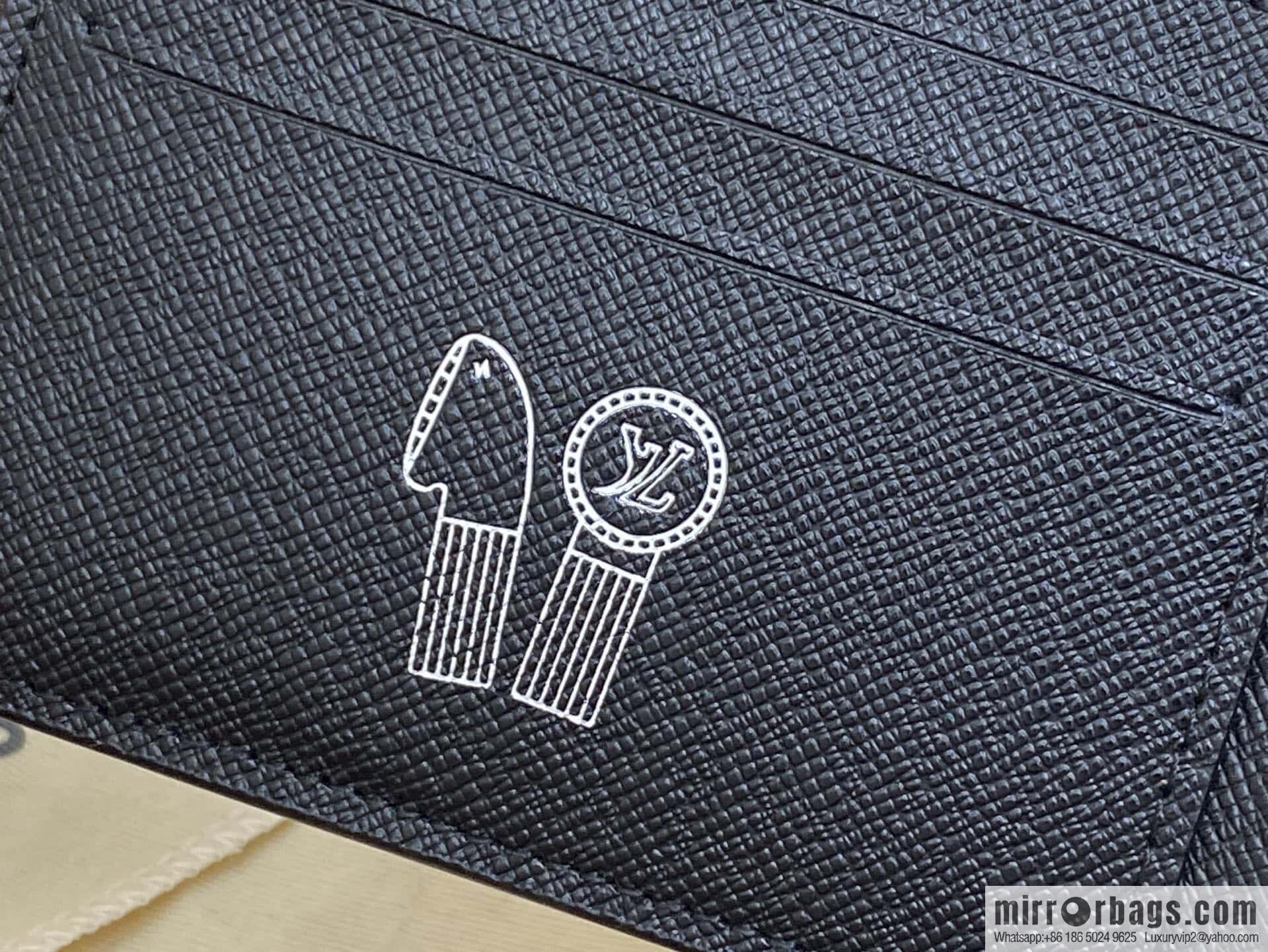 [Original order boutique] M13909 black gradual change short suit clip MULTIPLE short wallet