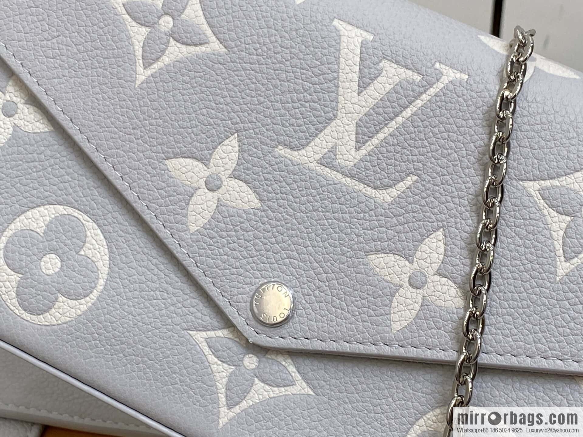 [Original order boutique] M14227 taro purple silk screen print, full leather embossed three-piece Félicie Pochette chain bag