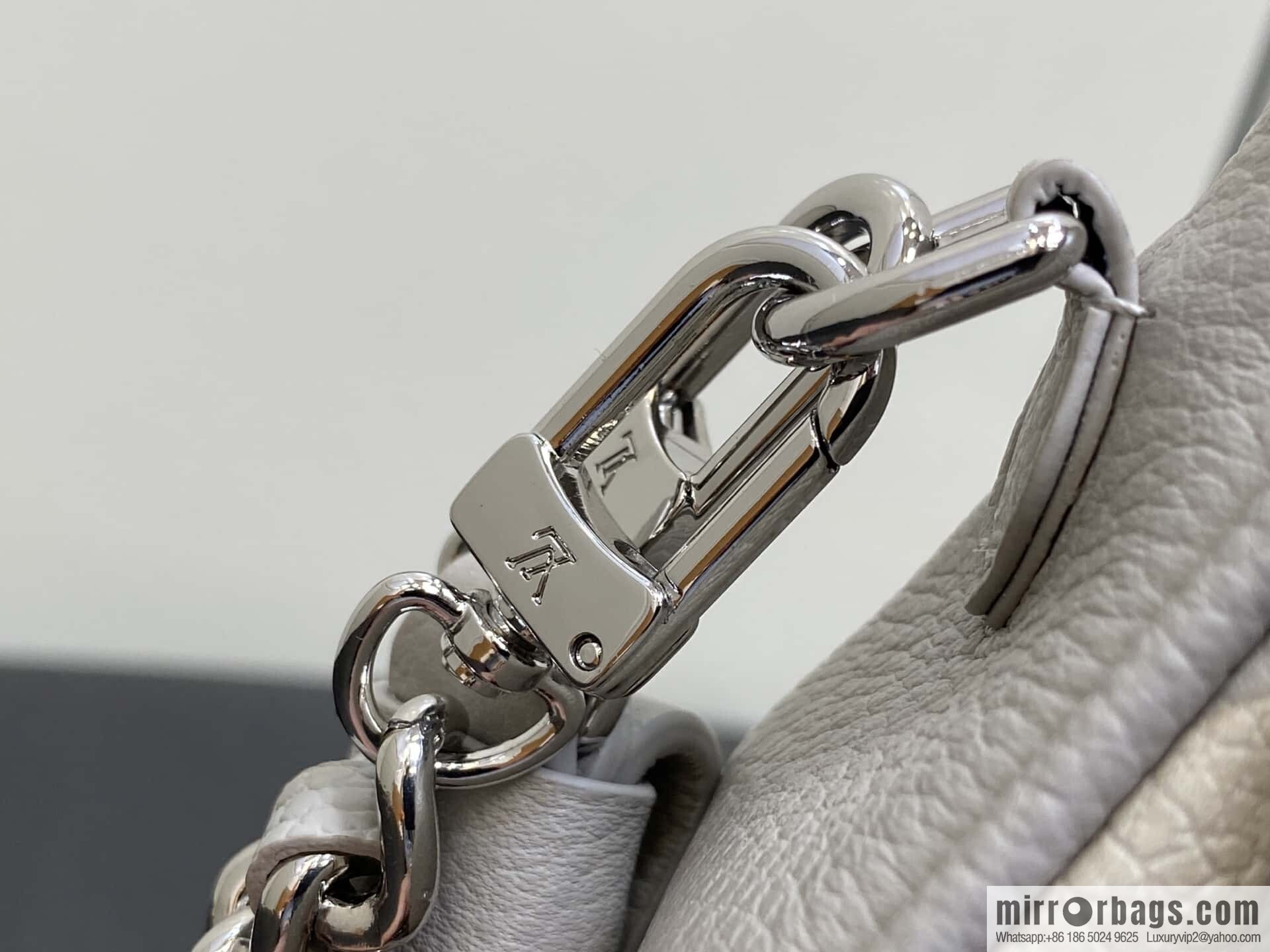 [Original order boutique] M14225 taro purple, full leather chain armpit bag WALLET ON CHAIN IVY handbag