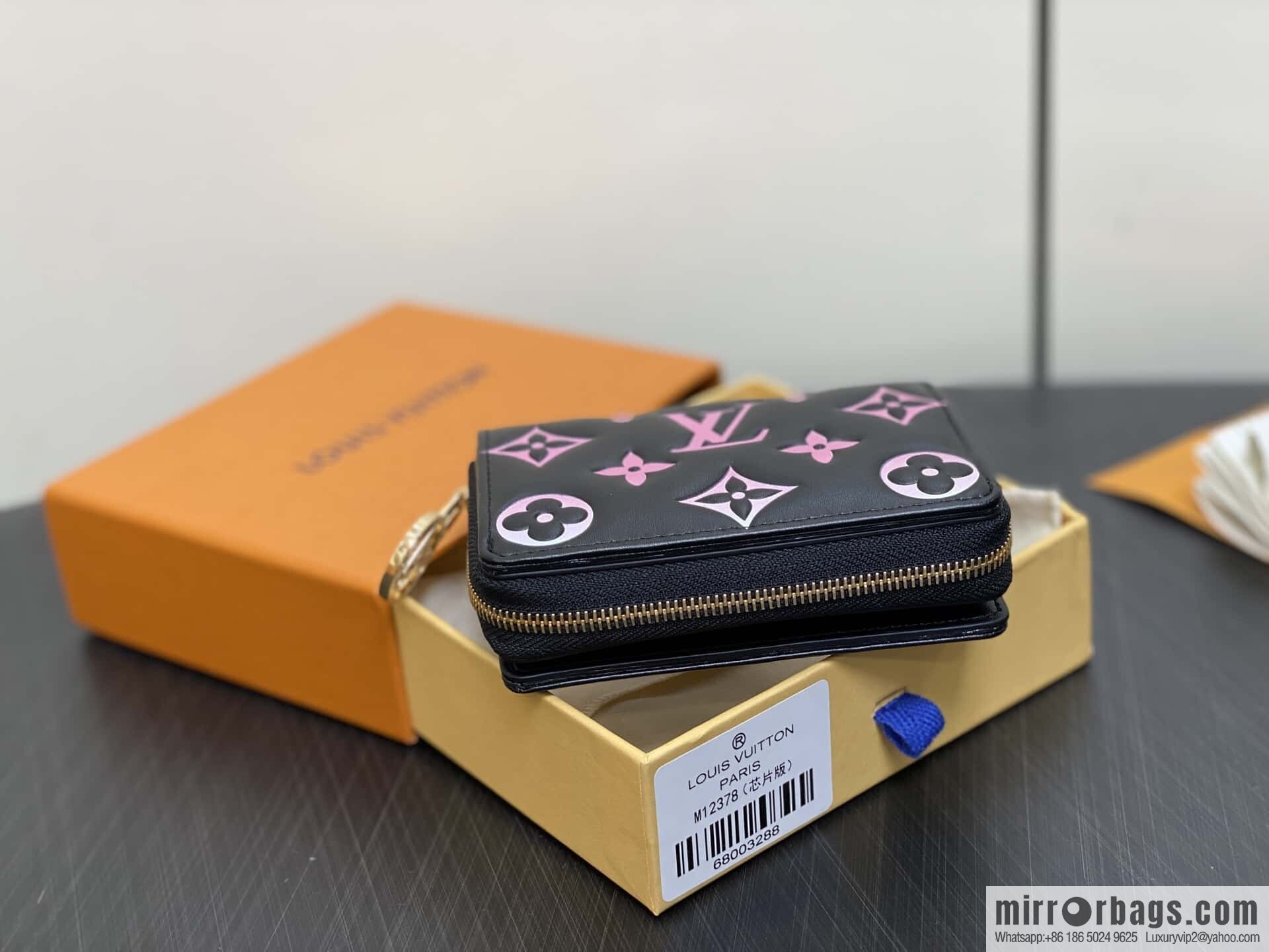 [Boutique‑grade] M12378 black silk screen print, full leather single zipper short wallet Zippy zipper wallet