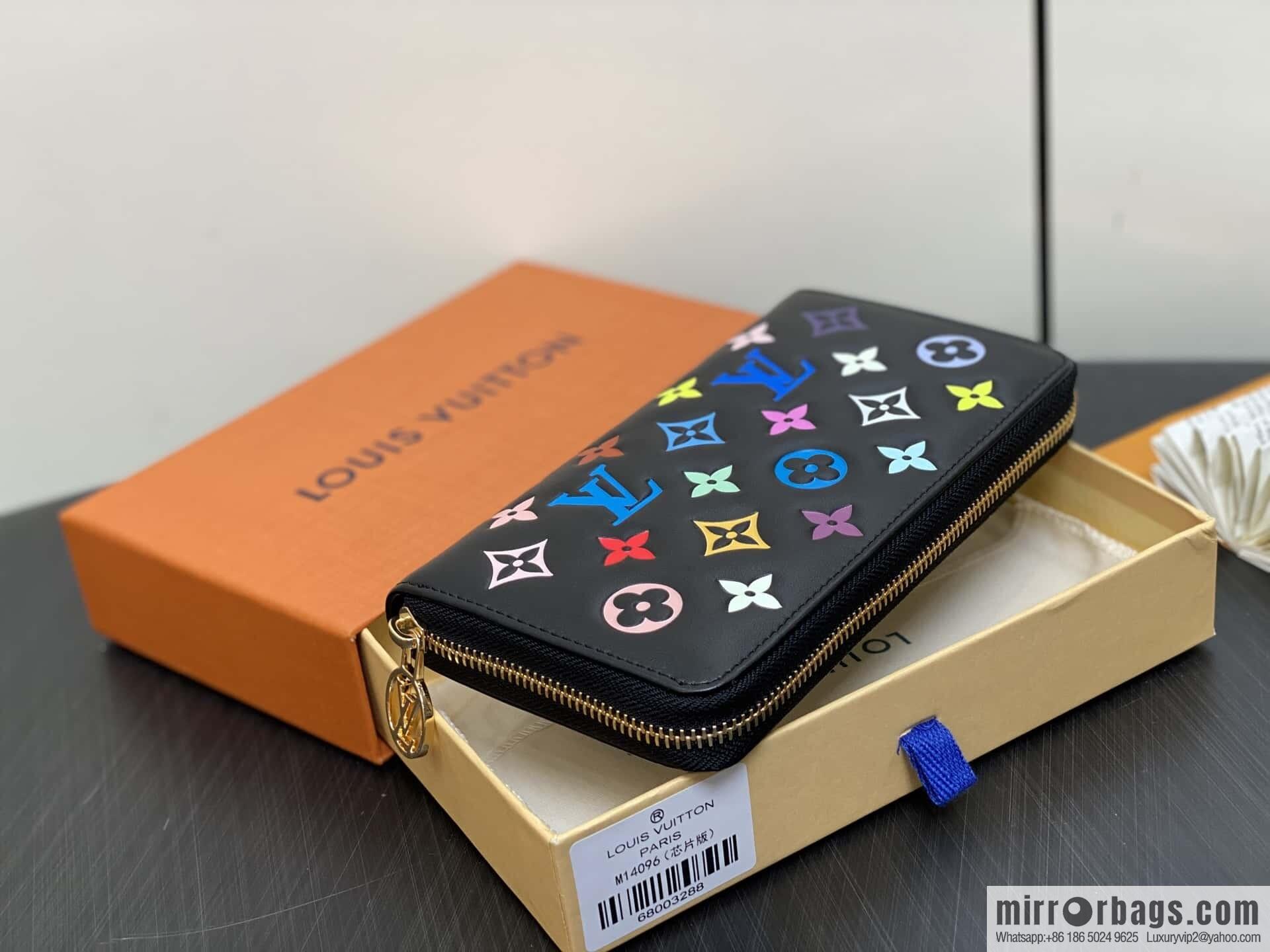 [Original order boutique] M14096 black silk screen printing, full leather silk screen printing single zipper wallet Zippy zipper wallet