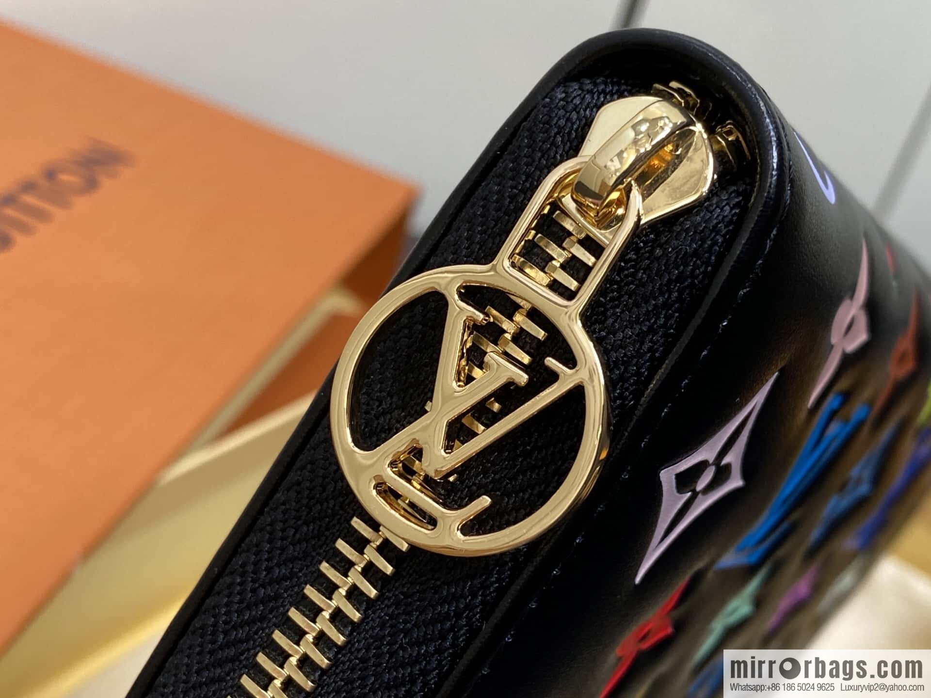 [Boutique‑grade] M14096 black silk screen printing, full leather silk screen printing single zipper wallet Zippy zipper wallet