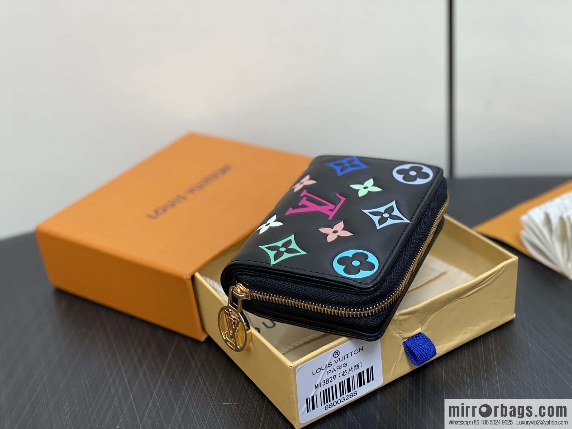 [Boutique‑grade] M13829 black silk screen, full leather single zipper short wallet