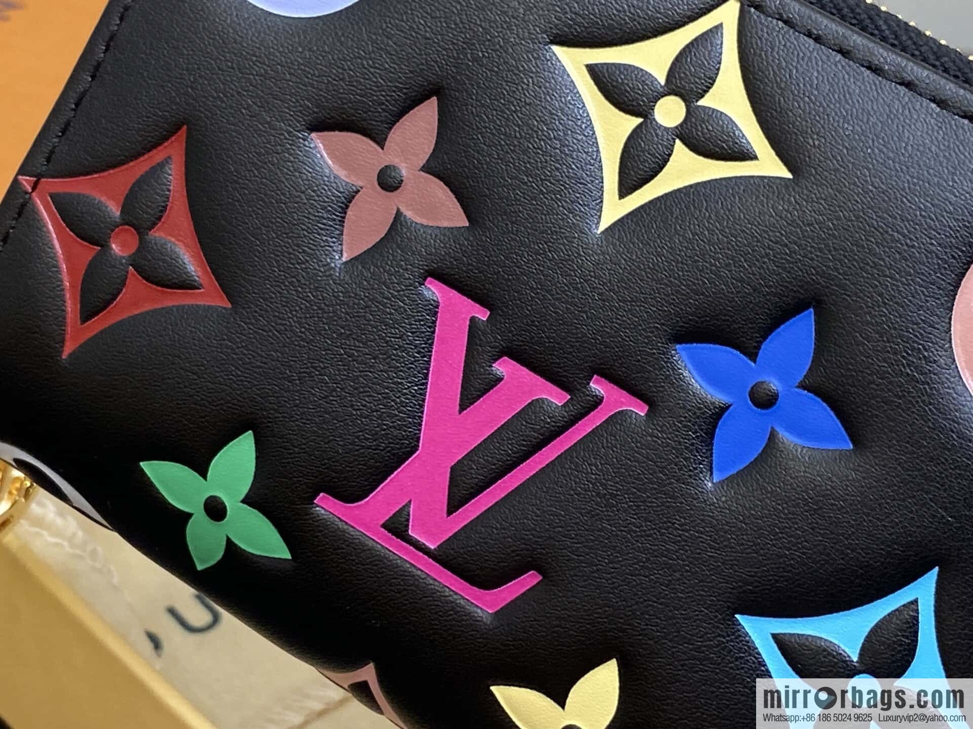 [Boutique‑grade] M13829 black silk screen, full leather single zipper short wallet