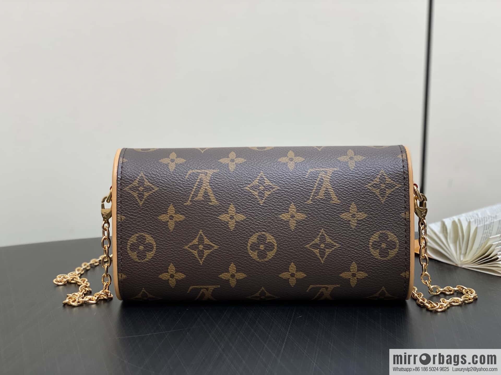 [Original order boutique] M13566 presbyopia, chain bag POCHETTE CAMILLE clutch bag handbag