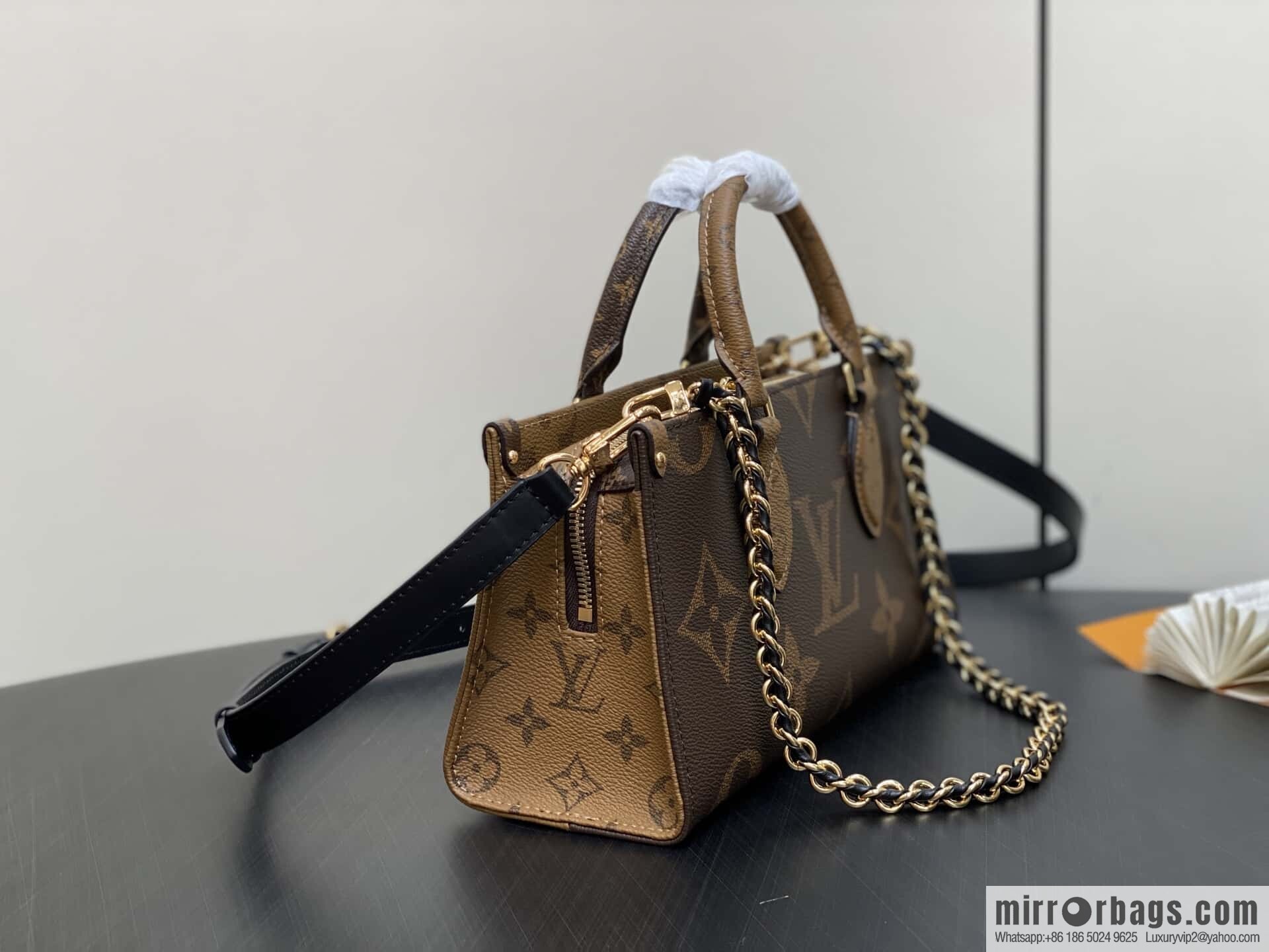 [Boutique‑grade] M14236 presbyopia/yellow flower, chain square bag ONTHEGO EAST WEST CHAIN handbag