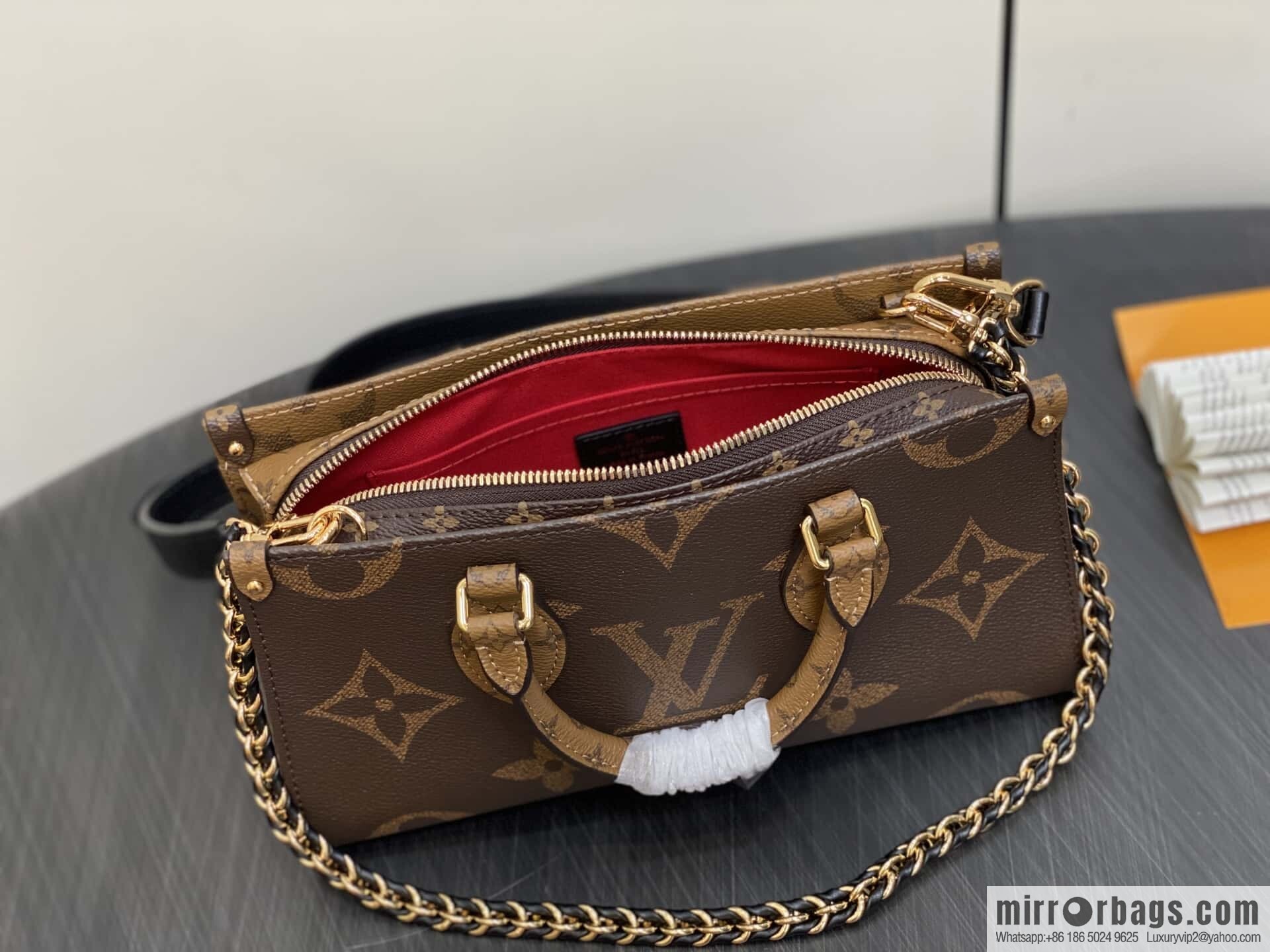 [Boutique‑grade] M14236 presbyopia/yellow flower, chain square bag ONTHEGO EAST WEST CHAIN handbag