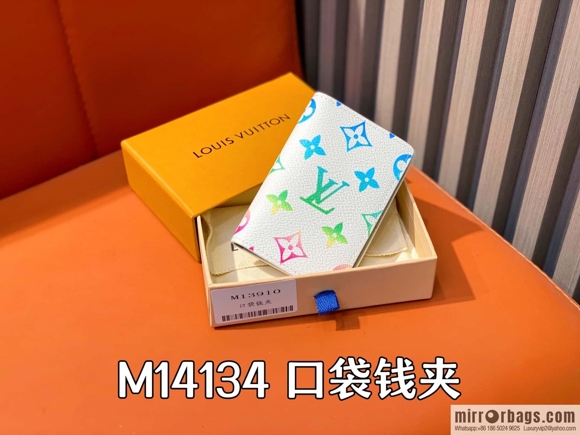 [Original single boutique] M14134 white gradual change card bag pocket wallet, pocket wallet