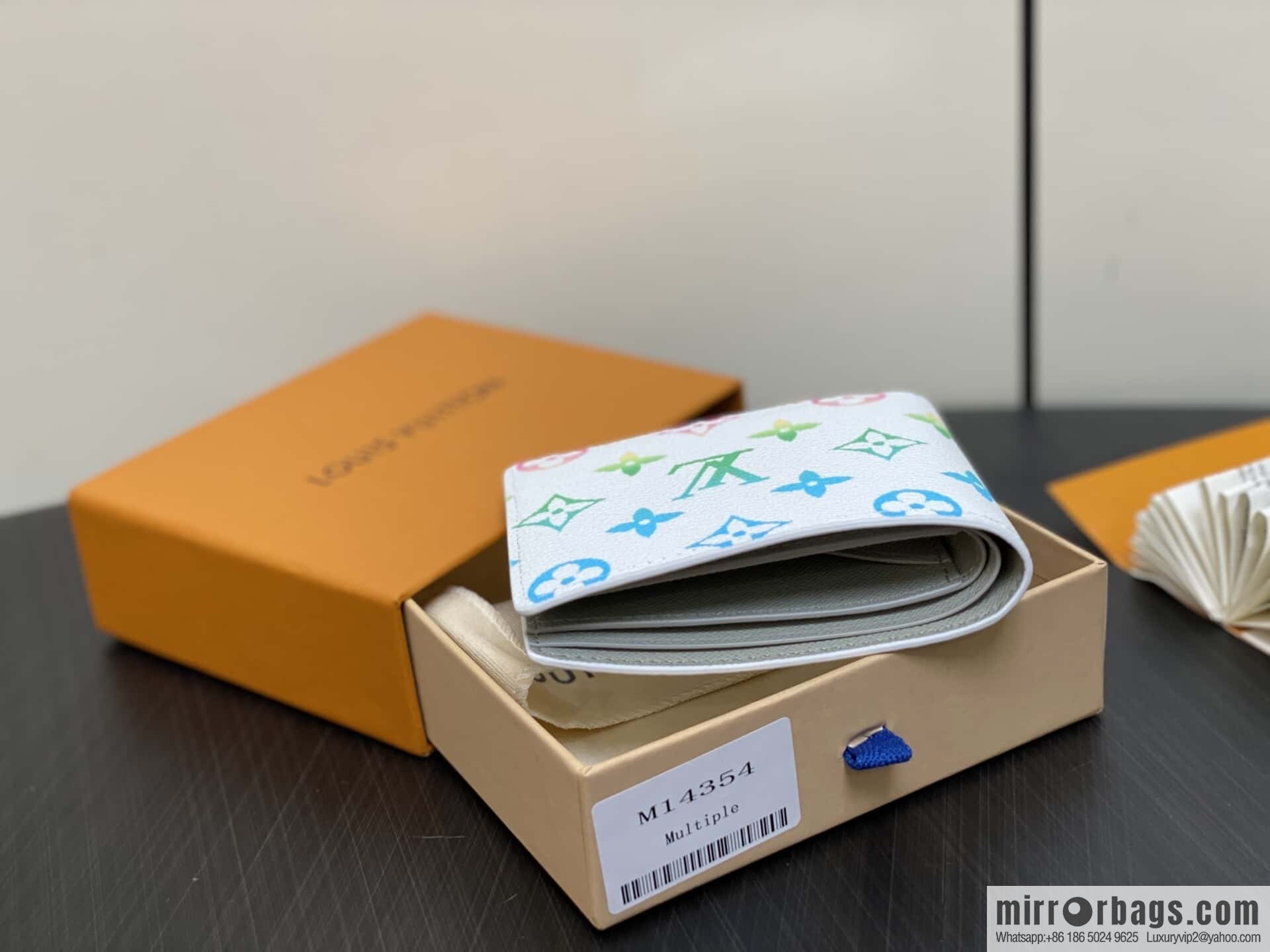 [Boutique‑grade] M14354 white gradual change short wallet suit clip MULTIPLE short wallet