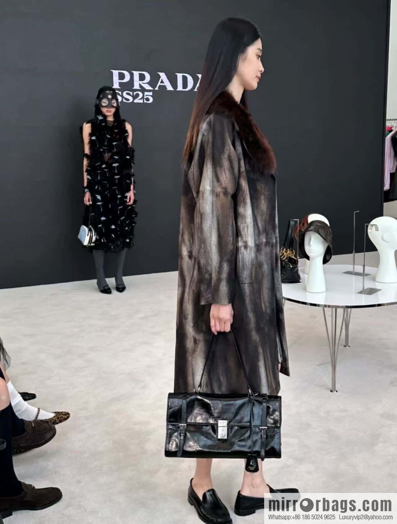 PRADA 🎉 new pen holder bag 🎉 1BN024 large🎉🎉