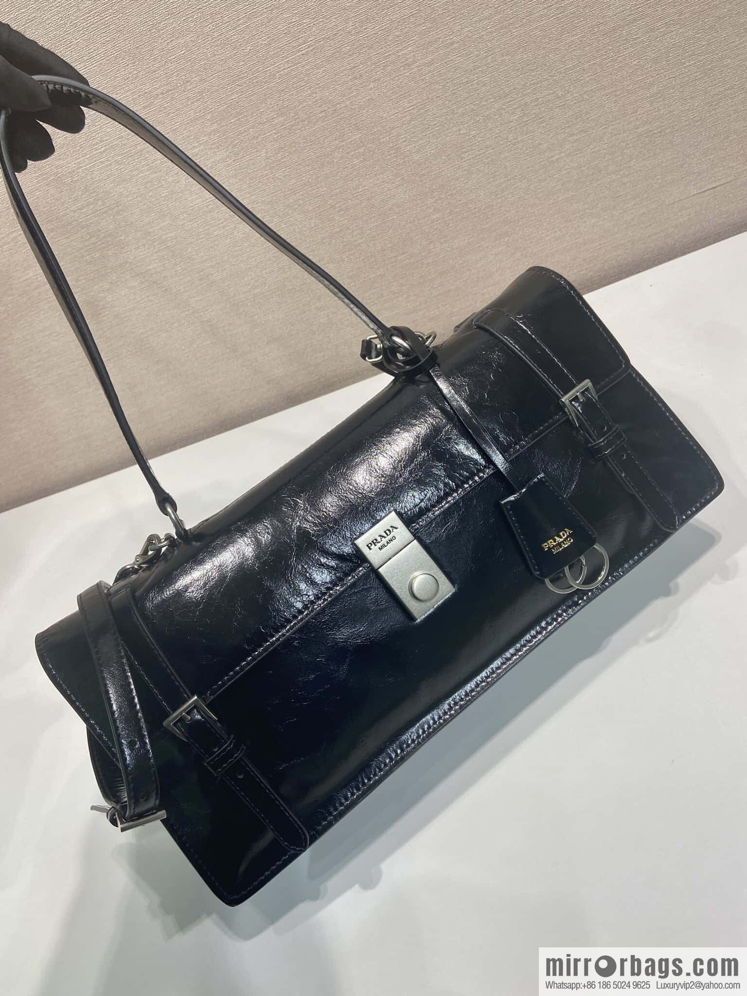 PRADA 🎉 new pen holder bag 🎉 1BN024 large🎉🎉