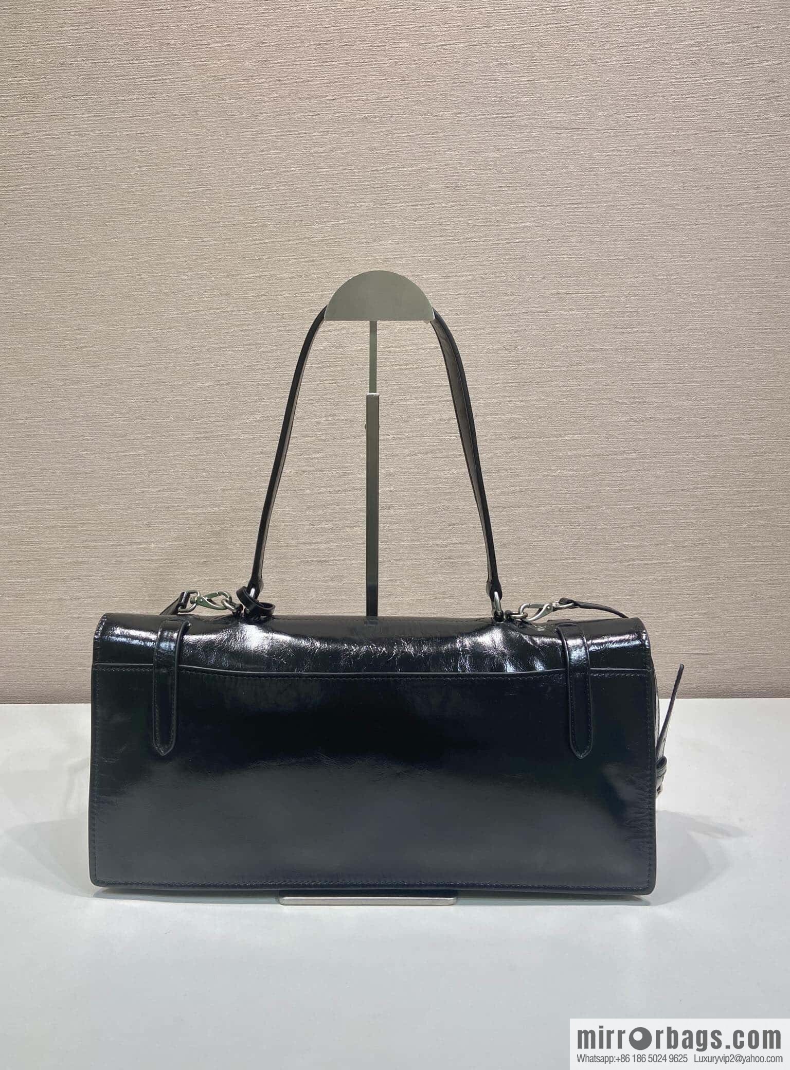 PRADA 🎉 new pen holder bag 🎉 1BN024 large🎉🎉