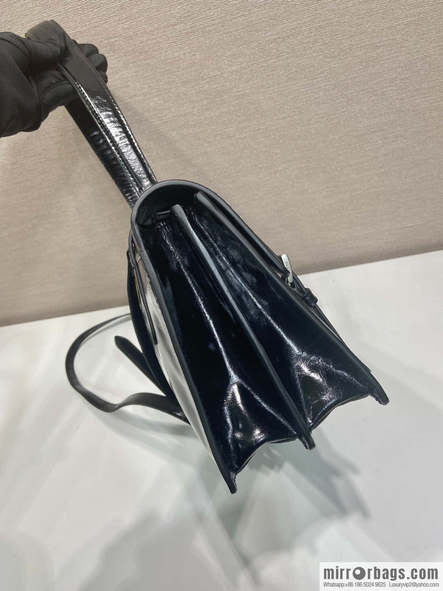 PRADA 🎉 new pen holder bag 🎉 1BN024 large🎉🎉