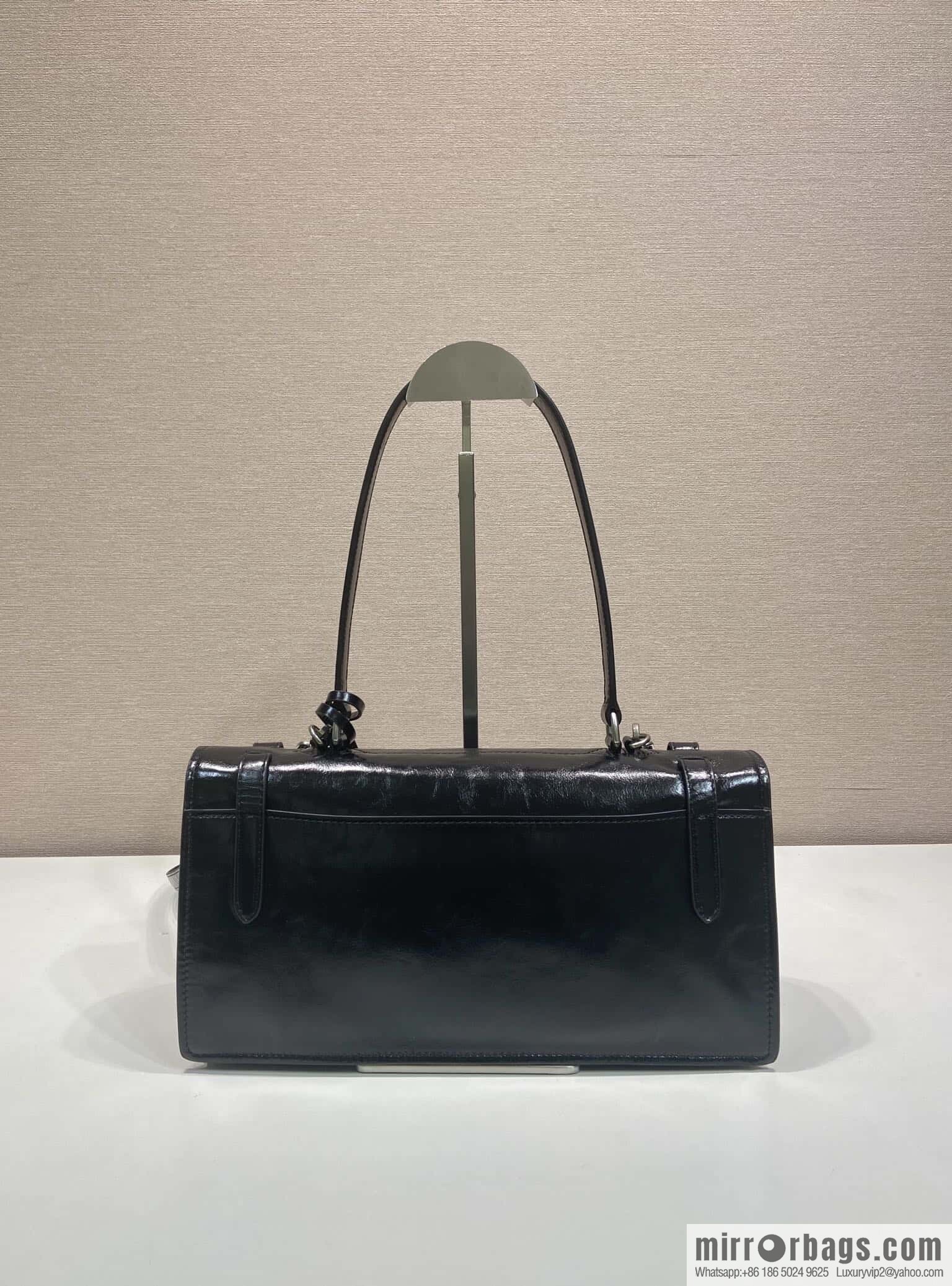PRADA 🎉 new pen holder bag 🎉 1BN026 small 🎉🎉 black
