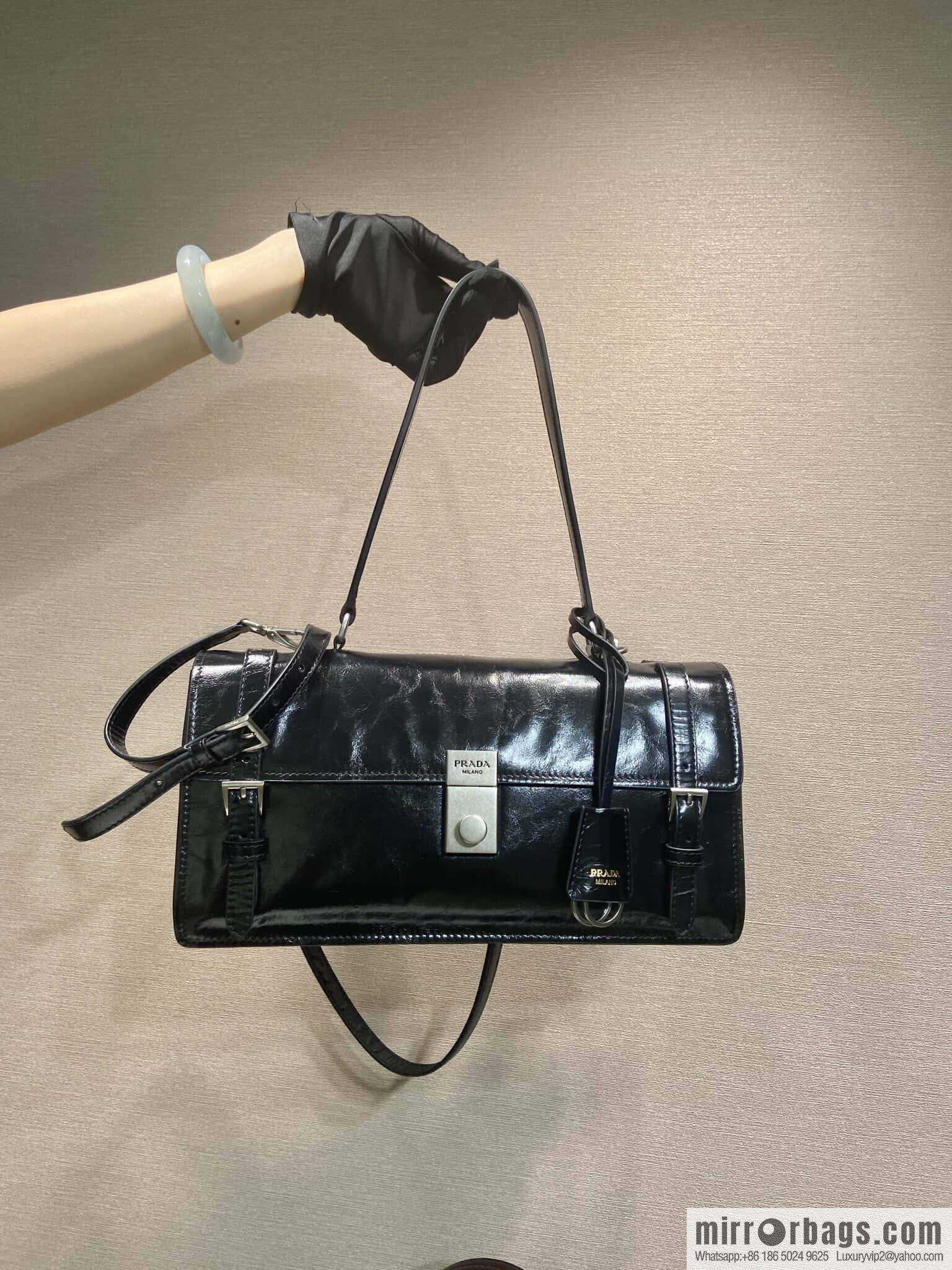 PRADA 🎉 new pen holder bag 🎉 1BN026 small 🎉🎉 black