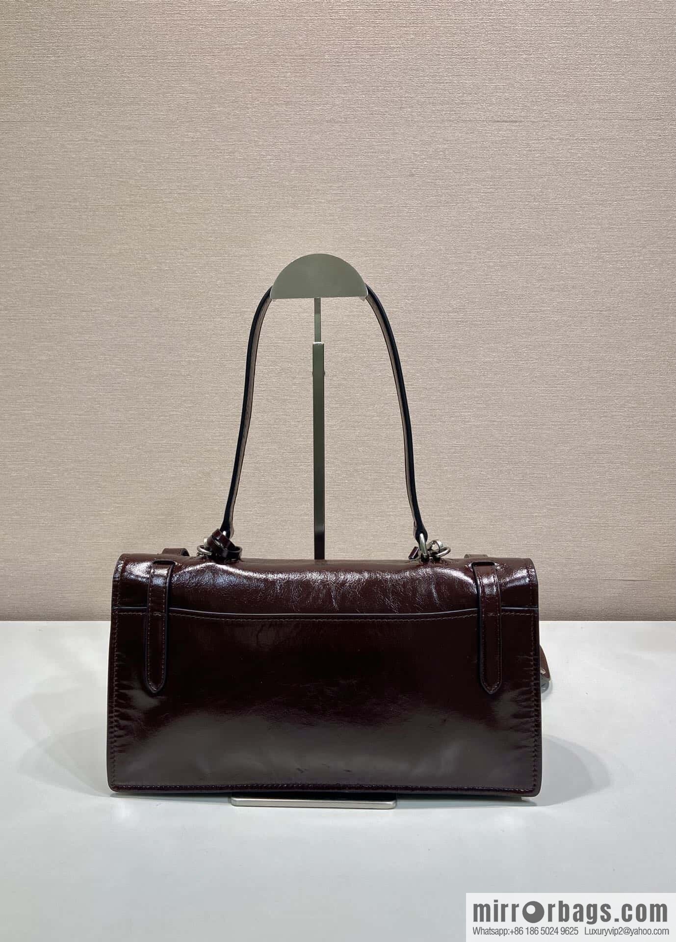 PRADA 🎉 new pen holder bag 🎉 1BN026 small 🎉🎉 burgundy
