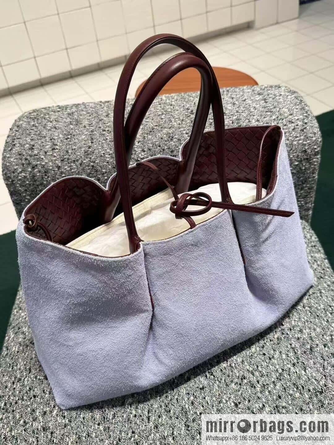 BV Large Pinacoteca tote bag 817166 Barolo burgundy