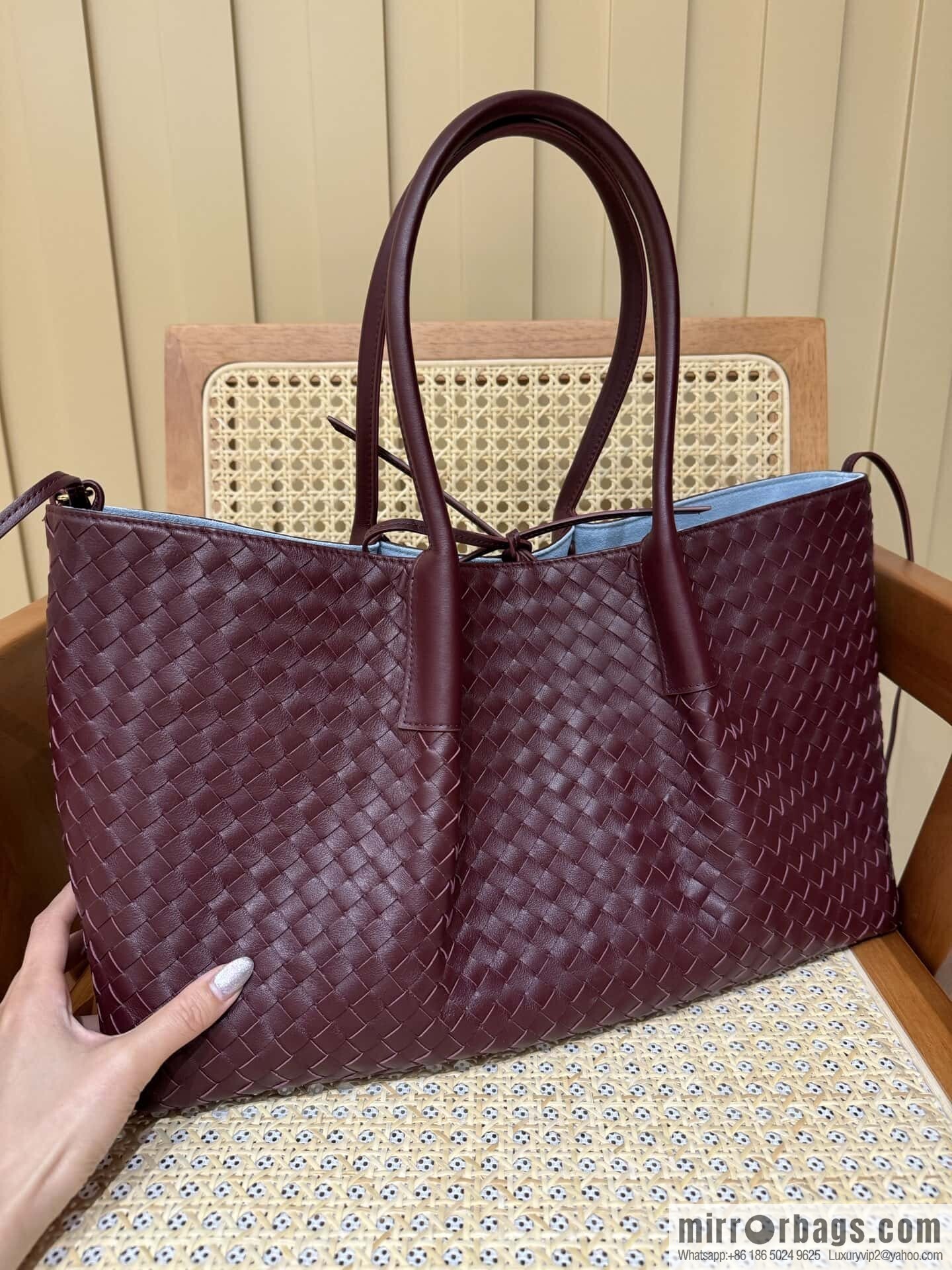 BV Large Pinacoteca tote bag 817166 Barolo burgundy