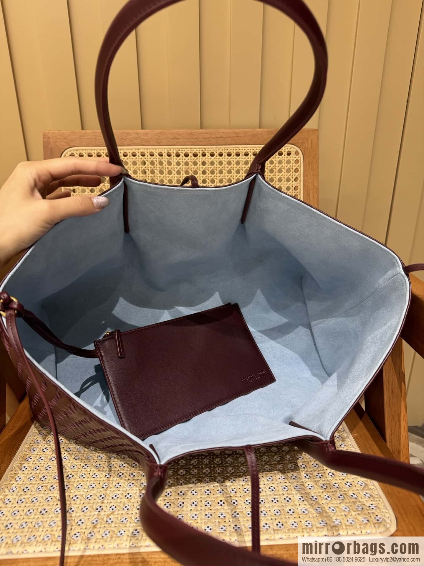 BV Large Pinacoteca tote bag 817166 Barolo burgundy