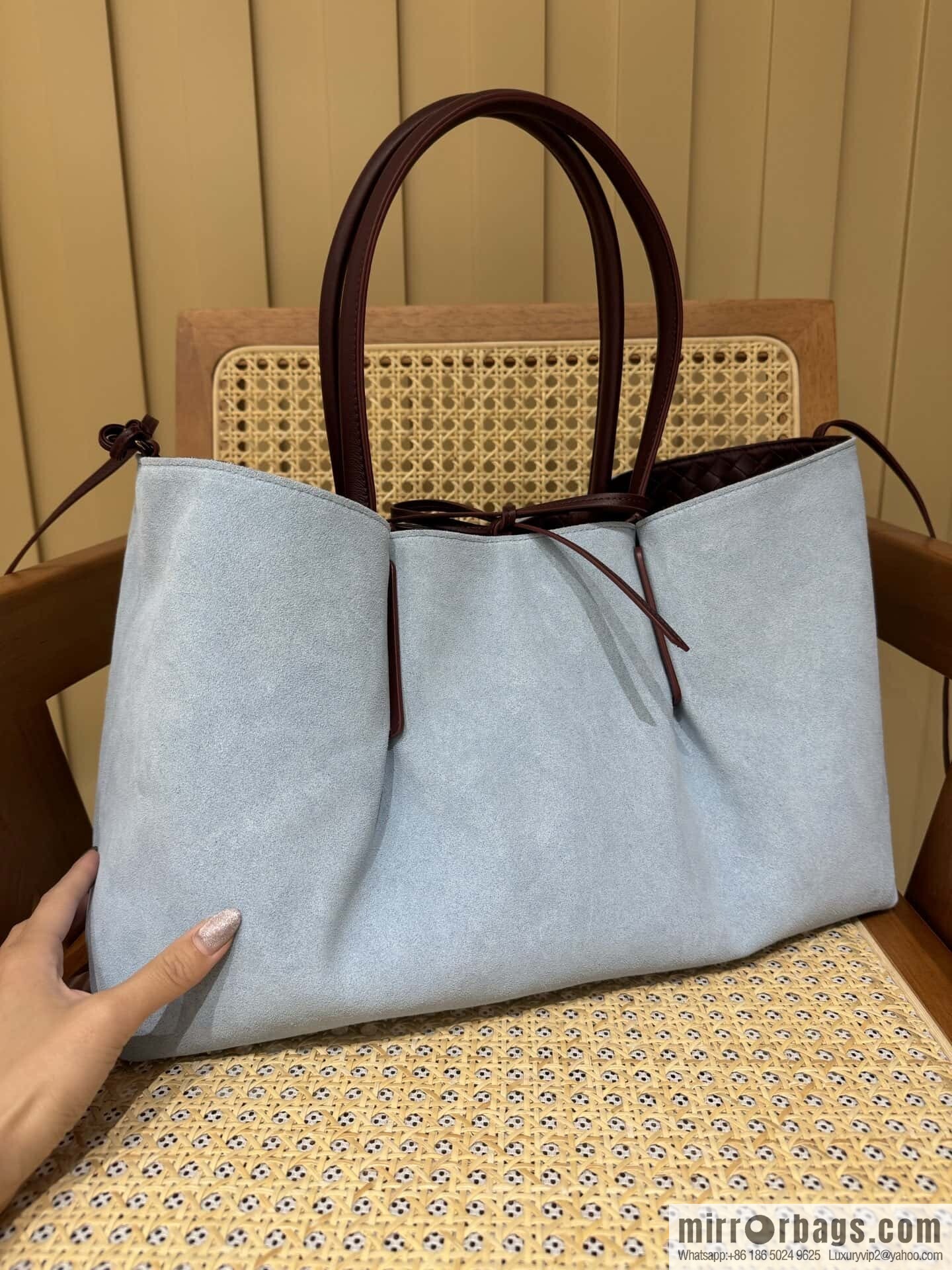 BV Large Pinacoteca tote bag 817166 Barolo burgundy
