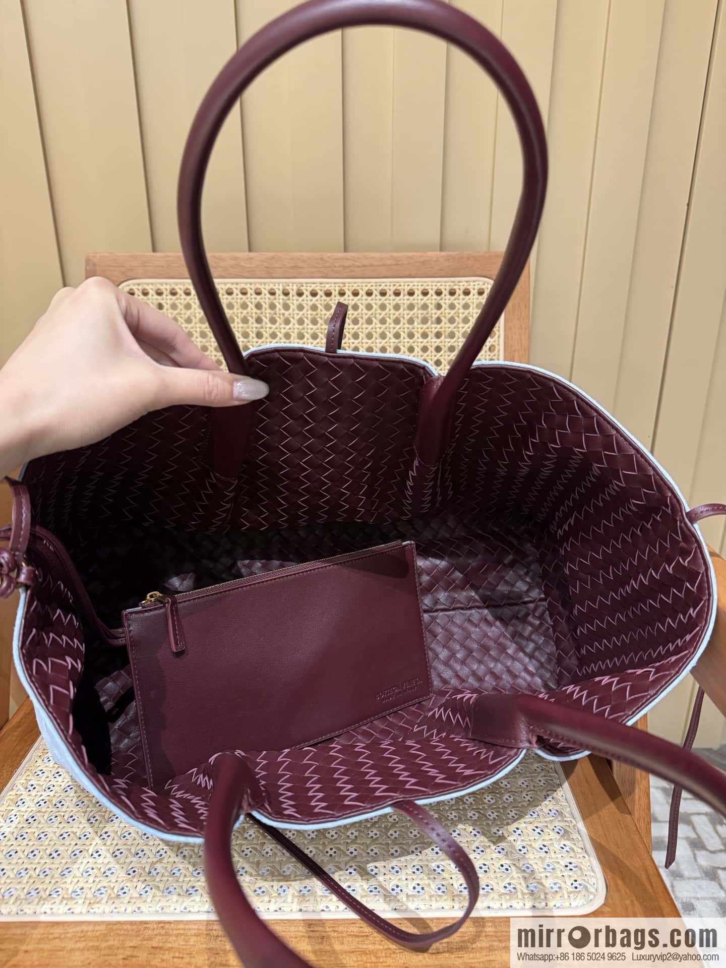 BV Large Pinacoteca tote bag 817166 Barolo burgundy