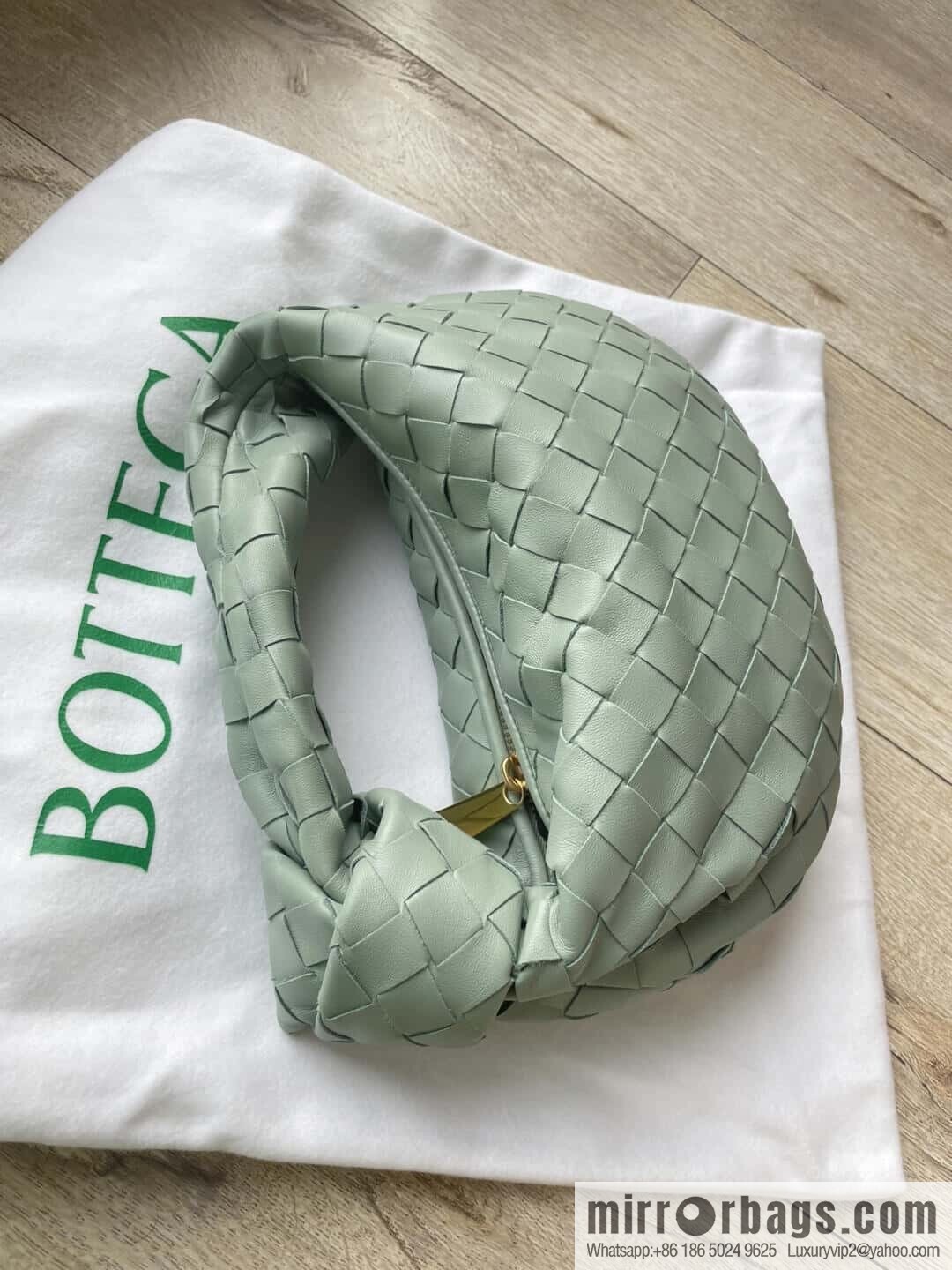 BV MINI JODIE 651876 Sage Green