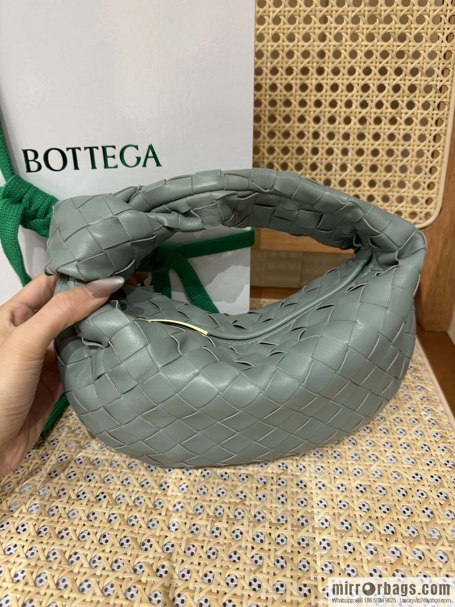 BV MINI JODIE 651876 Sage Green