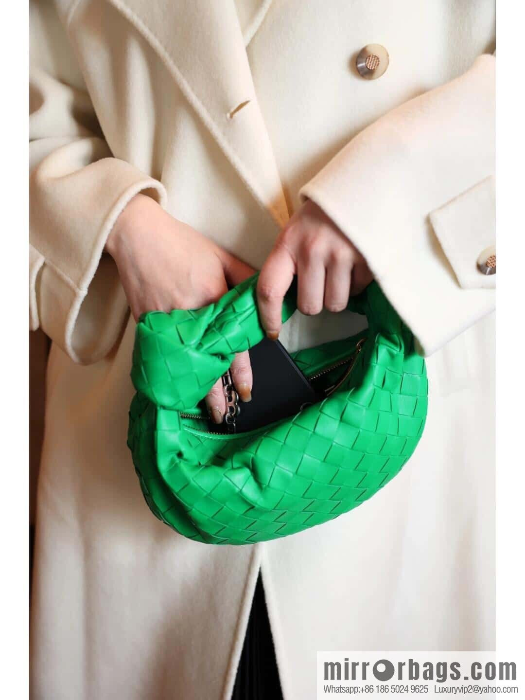 BV MINI JODIE 651876 Parrot Green