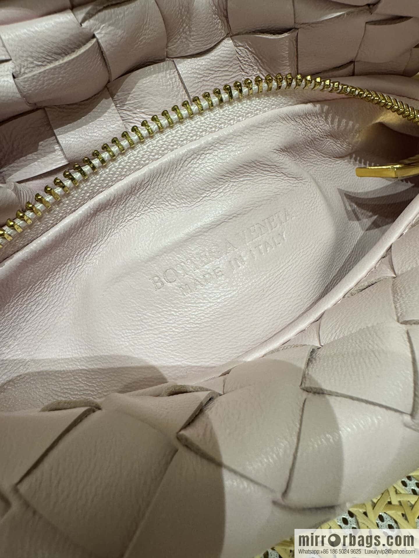 BV MINI JODIE 651876 happiness powder