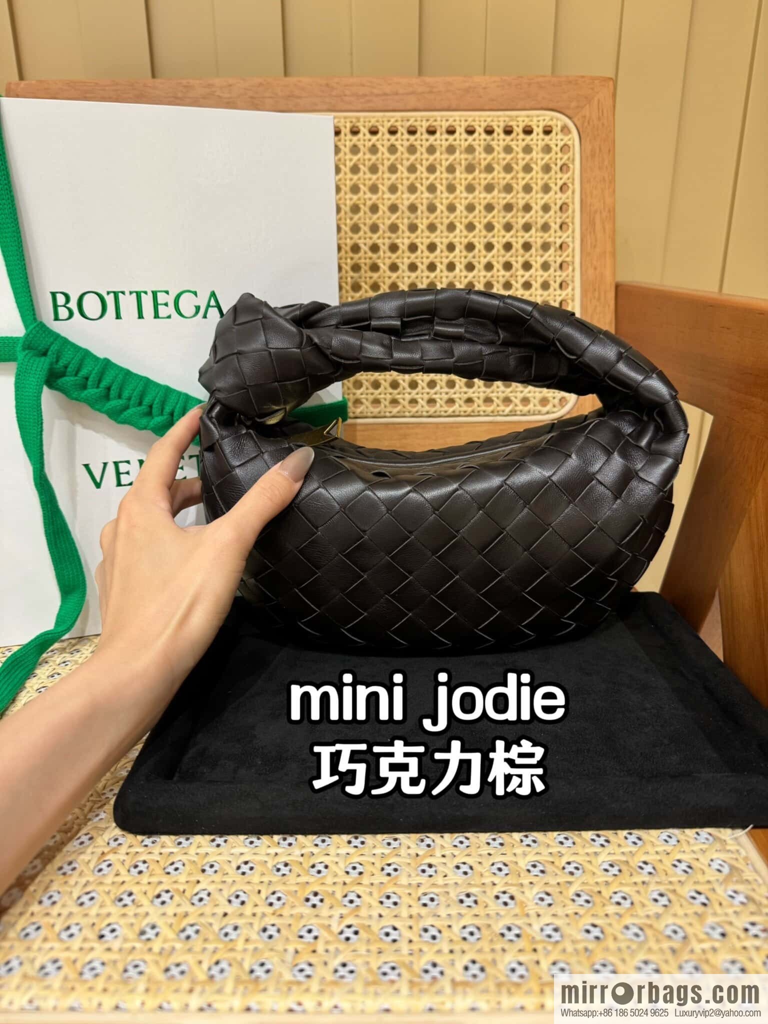 BV MINI JODIE 651876 Chocolate Brown