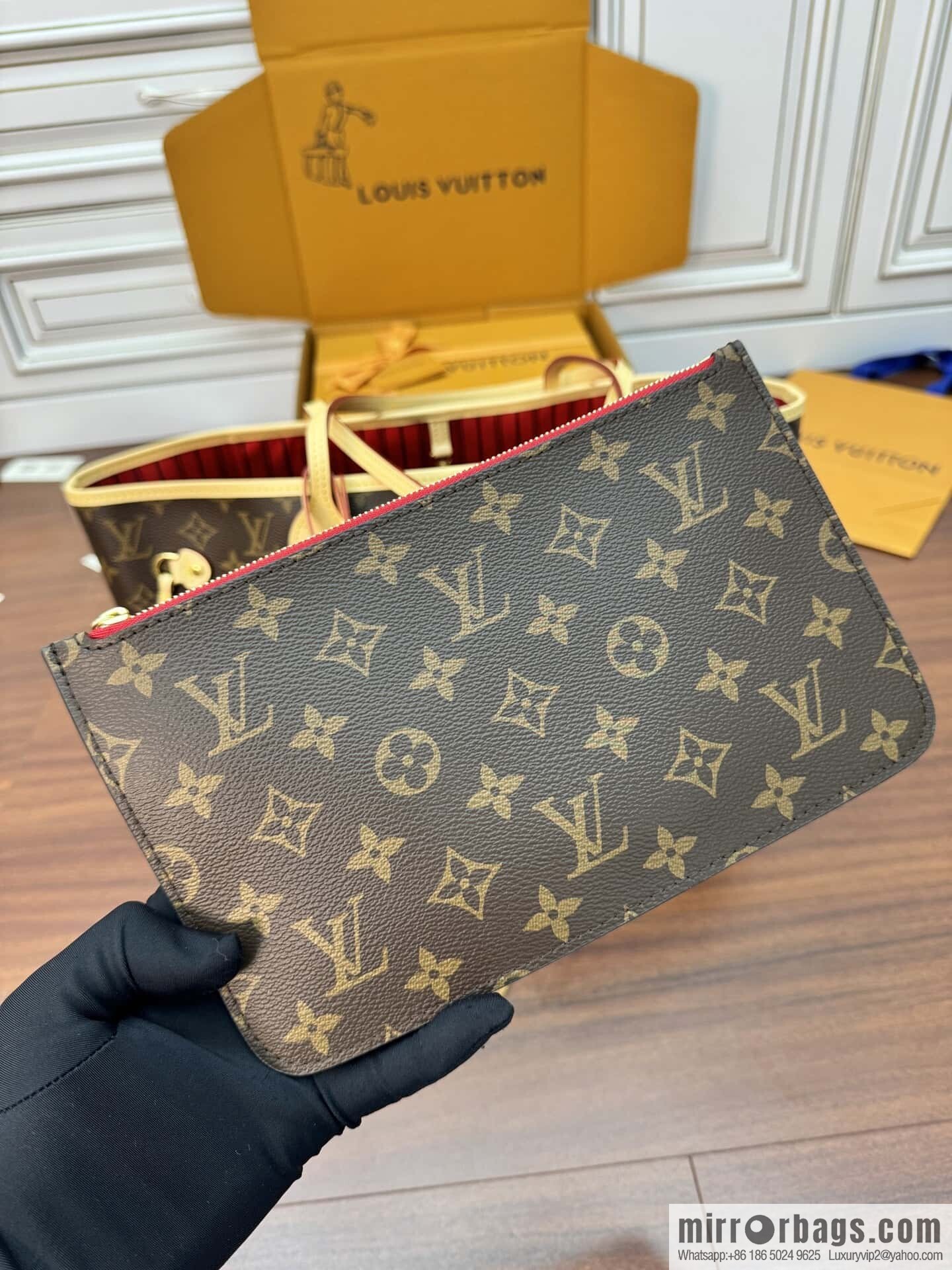 LV M46987 CUSTOMIZABLE Neverfull MM
