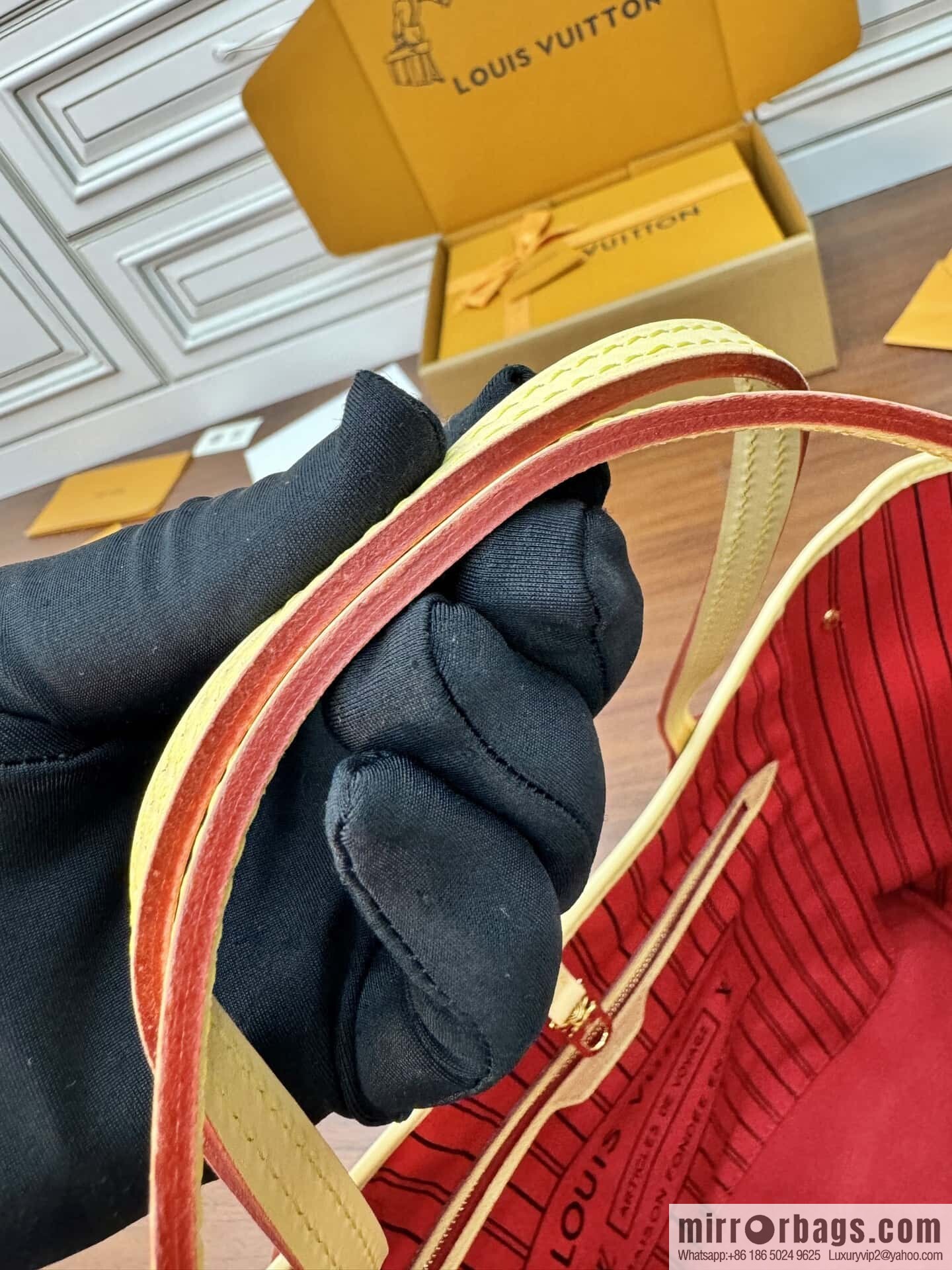 LV M46987 CUSTOMIZABLE Neverfull MM