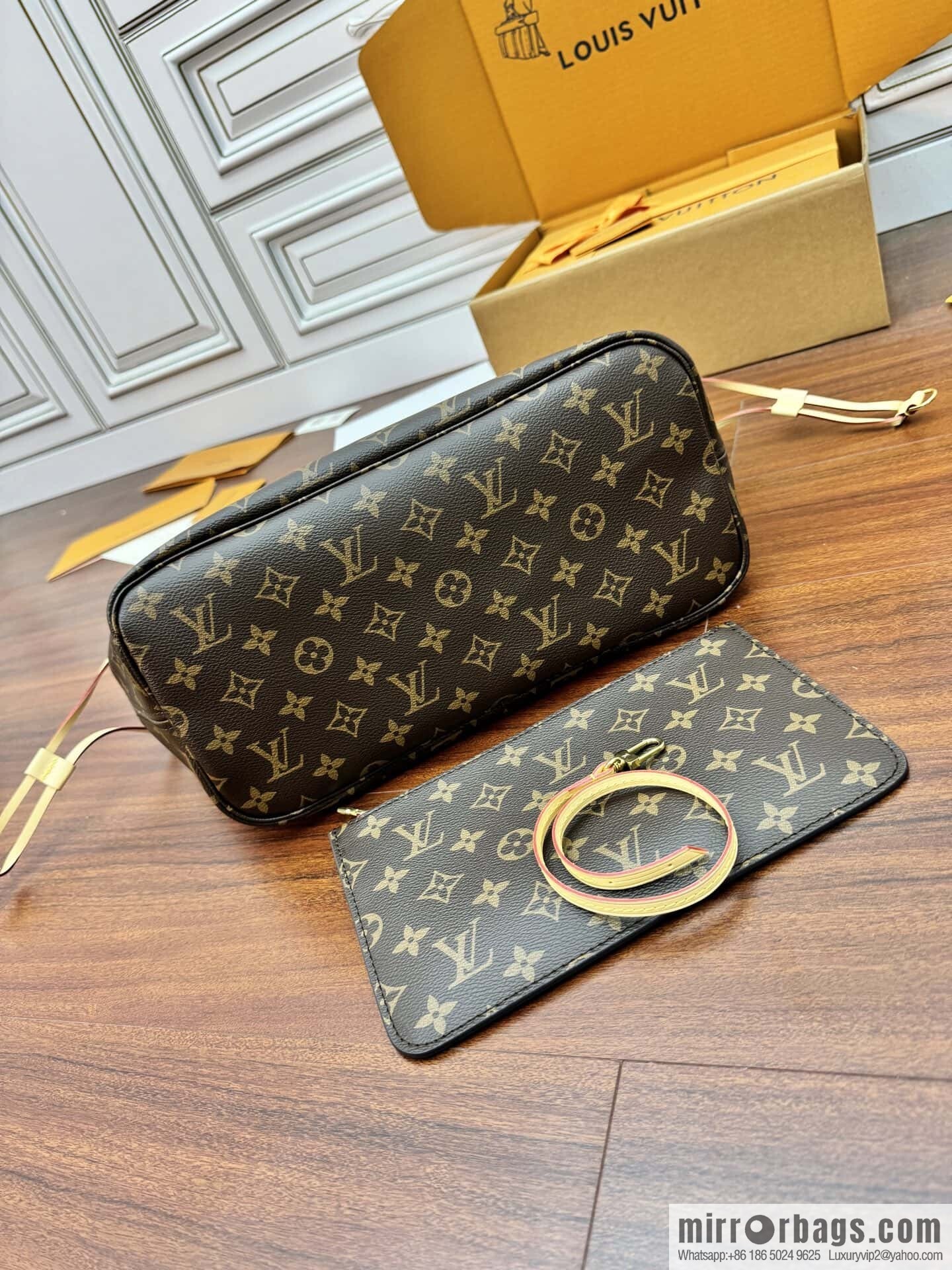 LV M46987 CUSTOMIZABLE Neverfull MM