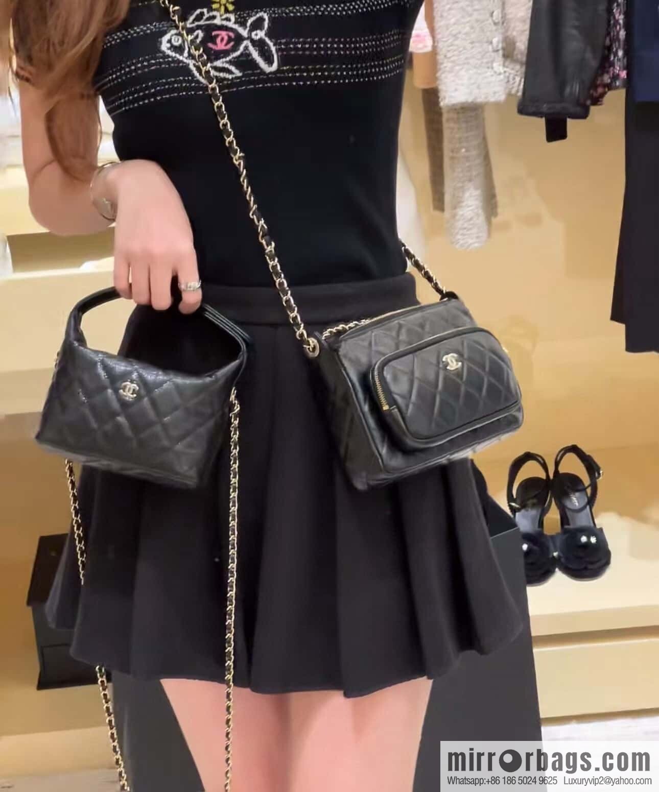 𝐂𝐡𝐚𝐧𝐞𝐥 𝟐𝟓𝐜 early spring new models, camera bag, black gold 🥂 AP4349