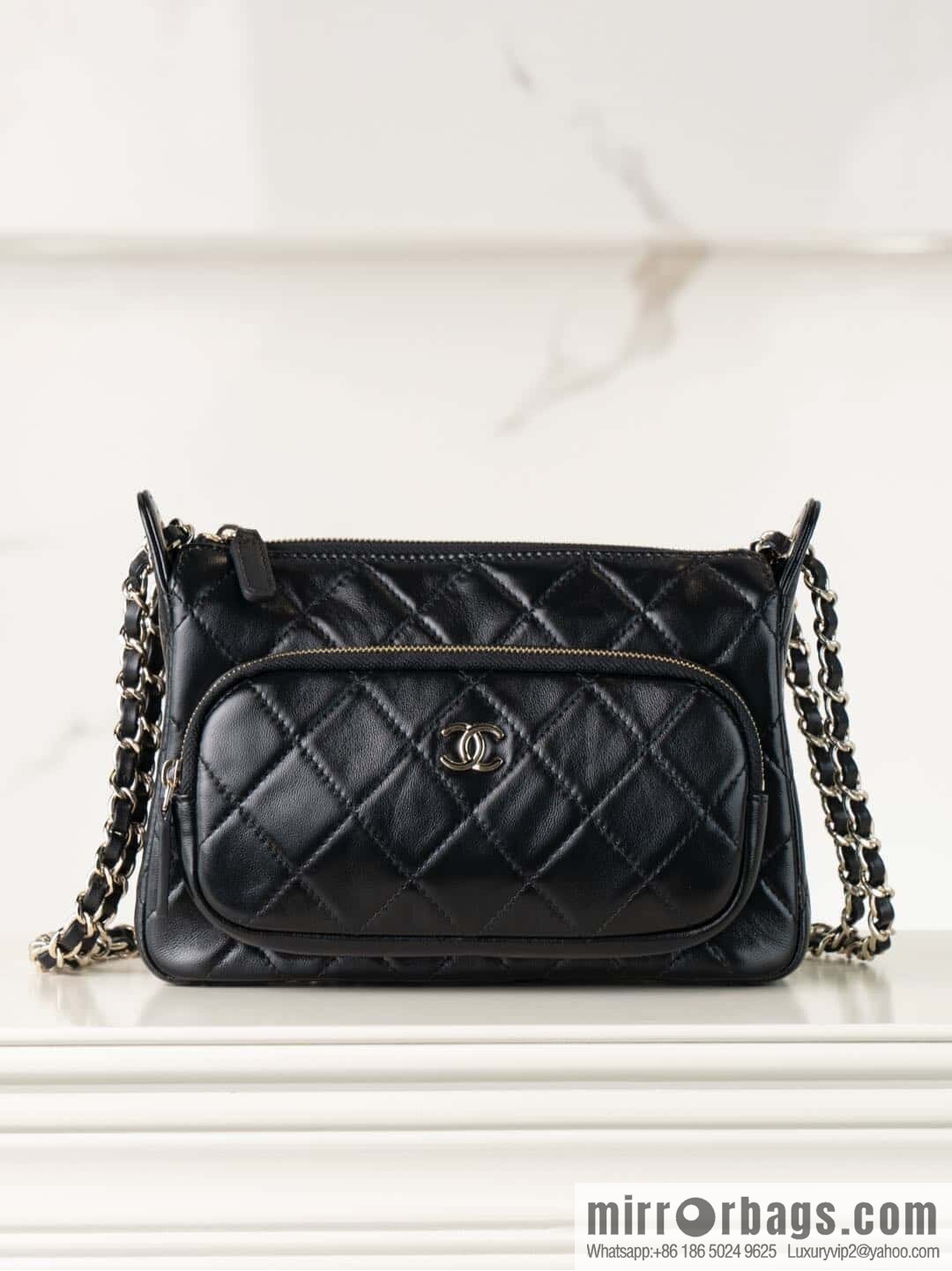 𝐂𝐡𝐚𝐧𝐞𝐥 𝟐𝟓𝐜 early spring new models, camera bag, black gold 🥂 AP4349