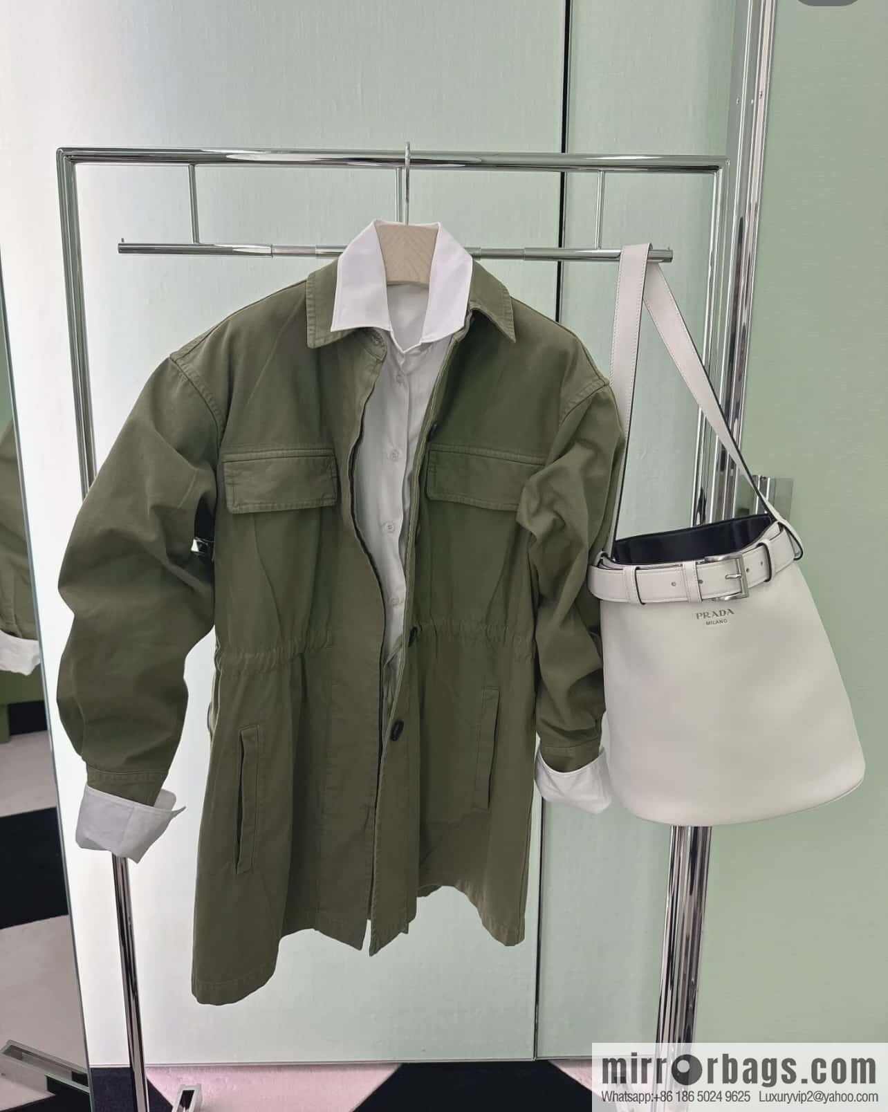 PRADA ๐ new bucket bag ๐ 1BE085 ๐๐ white