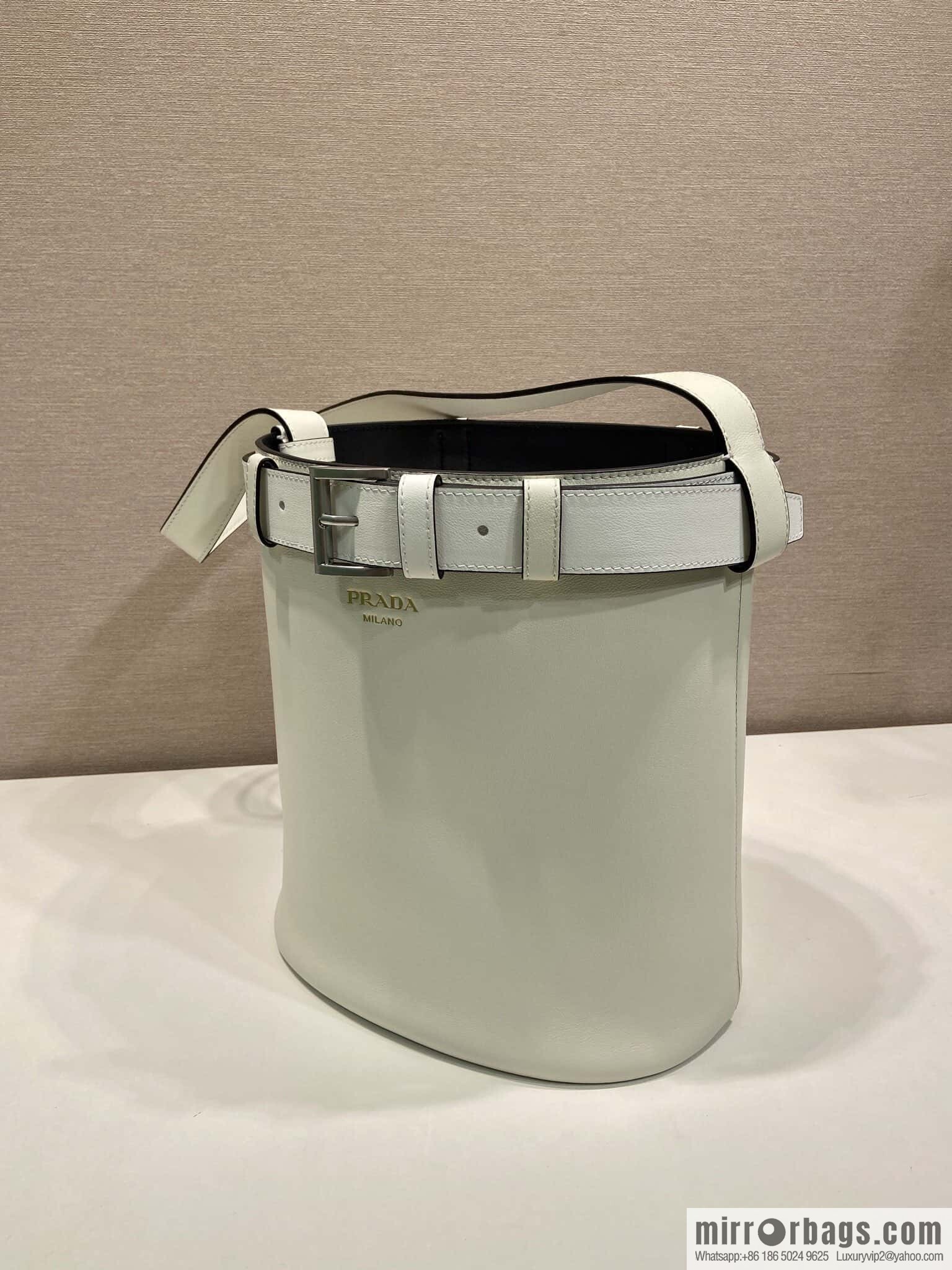 PRADA ๐ new bucket bag ๐ 1BE085 ๐๐ white