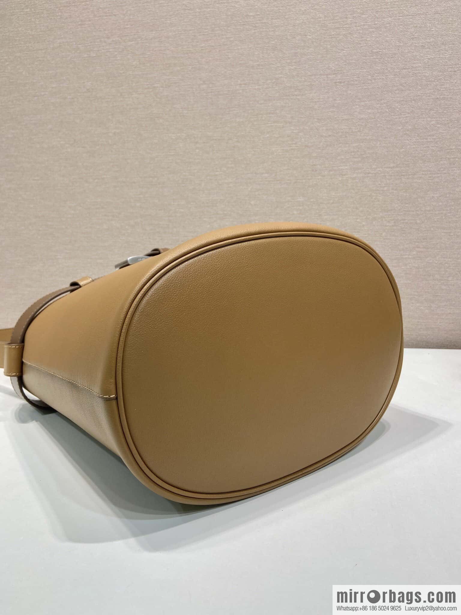 PRADA 🎉 new bucket bag 🎉 1BE085 🎉🎉 brown