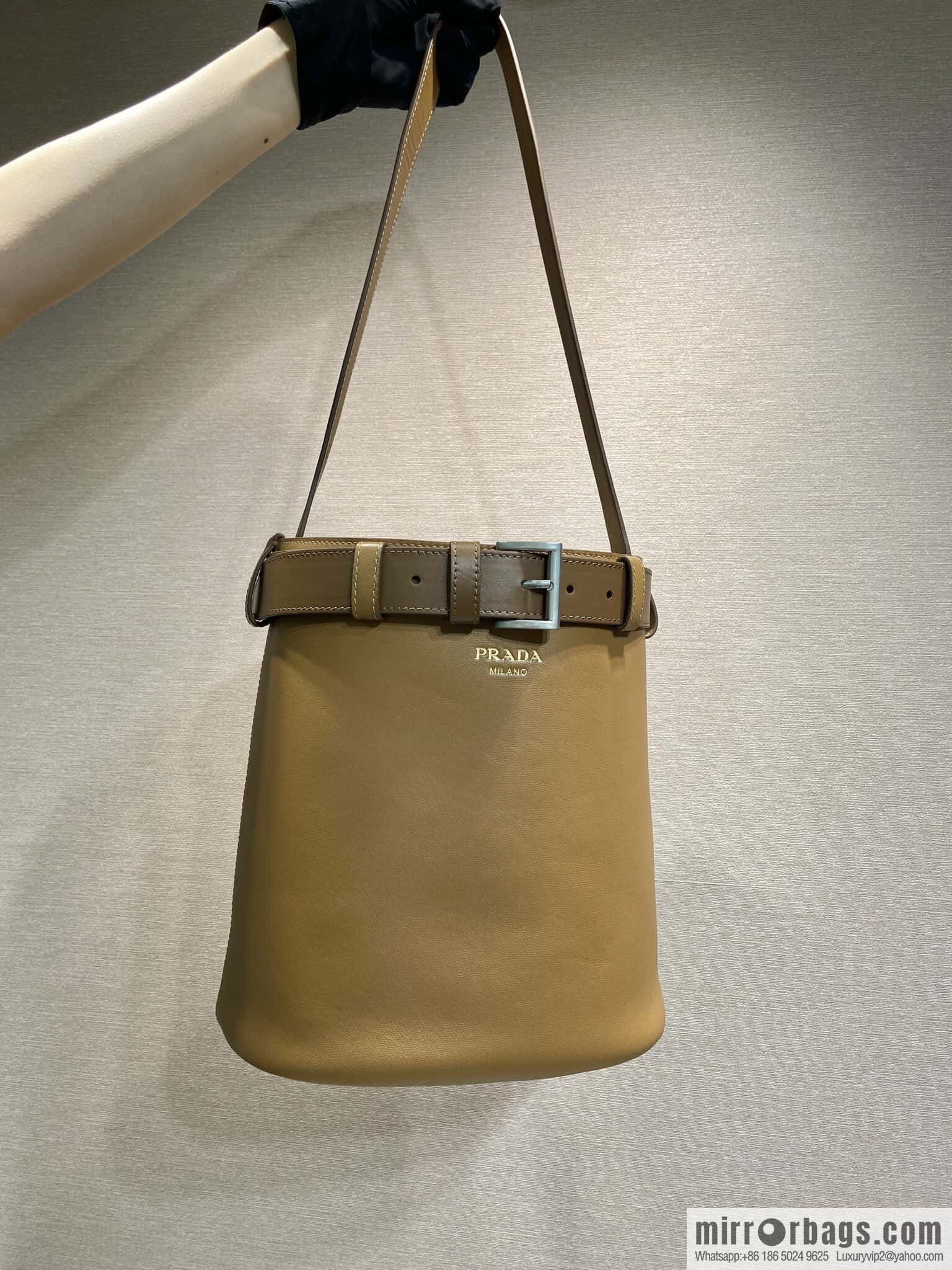 PRADA 🎉 new bucket bag 🎉 1BE085 🎉🎉 brown