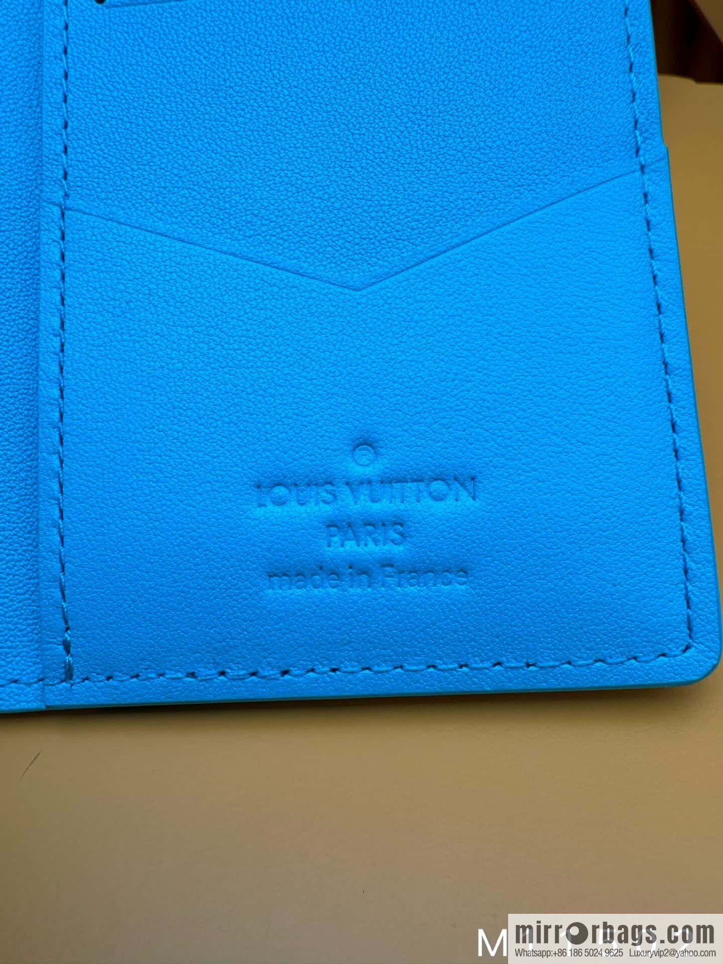 LV pocket wallet M11502 [official chip version]