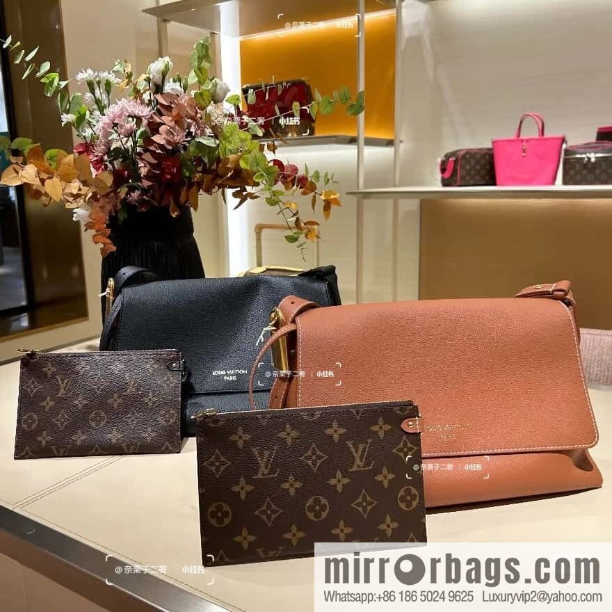 [Boutique‑grade] M13148 black M13151 brown, full leather shoulder bag Low Key Messenger handbag
