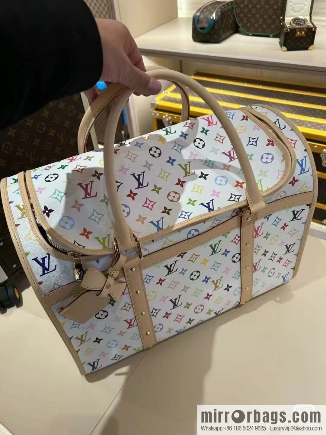 [Boutique‑grade] M13741 white color, pet bag LV XTM dog pet bag