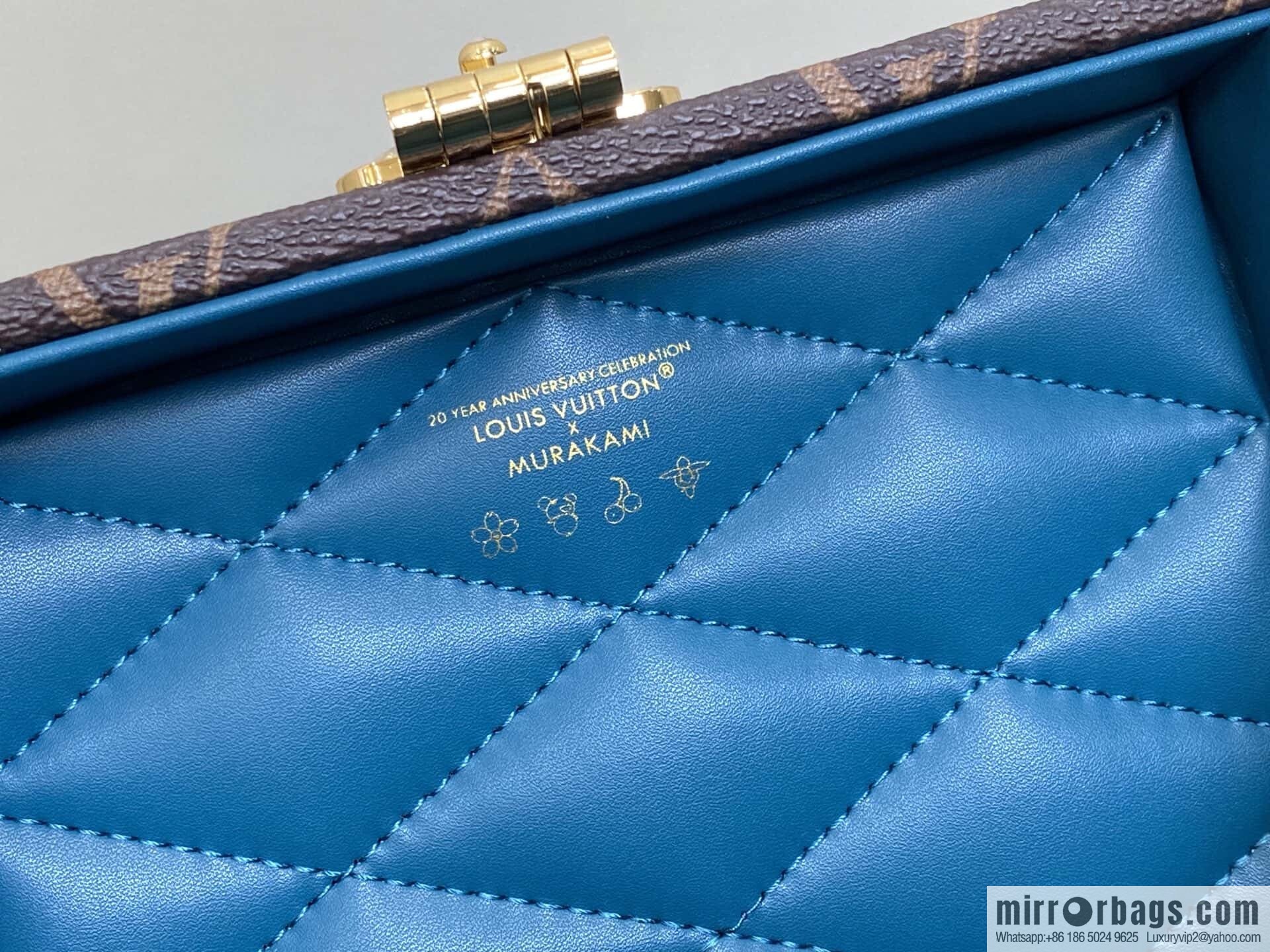 [Boutique‑grade] M13127 presbyopia silk screen printing, square box LV X Murakami LV x TM mini square suitcase
