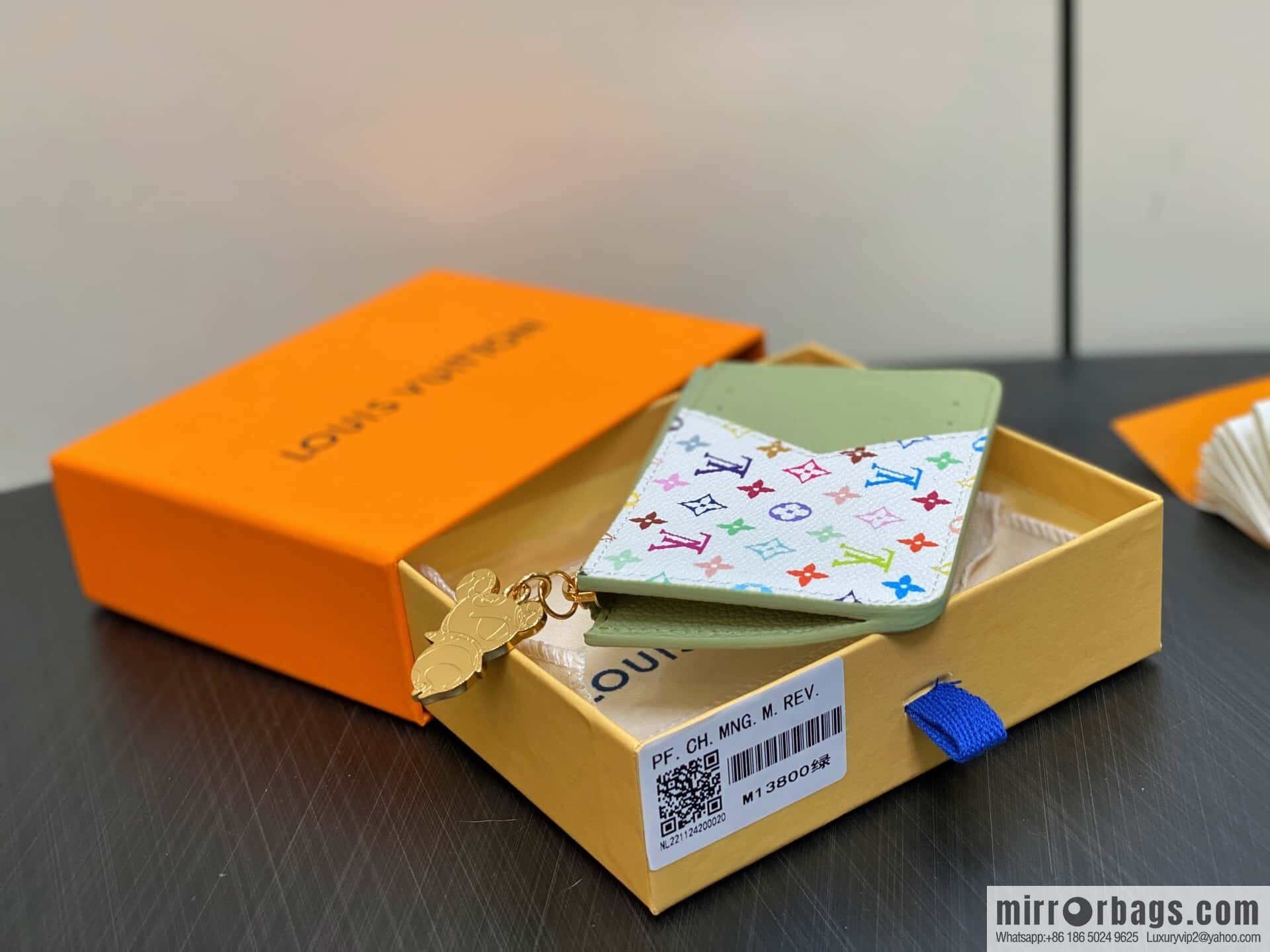 [Boutique‑grade] M13800 green white color, card bag, card clip wallet, the new LV x TM ROMY card clip of the season.